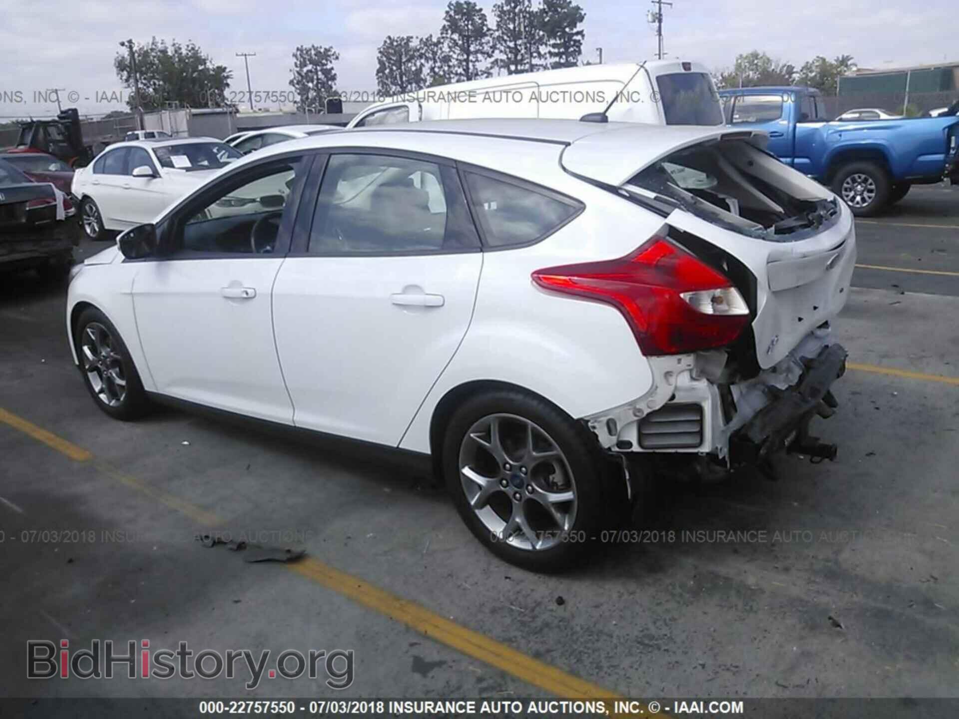 2014 Ford Focus - VIN: 1FADP3K21EL453505 - Photo 3