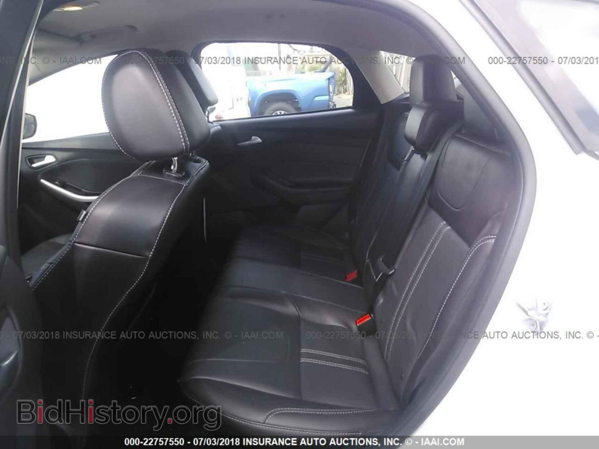 2014 Ford Focus - VIN: 1FADP3K21EL453505 - Photo 8