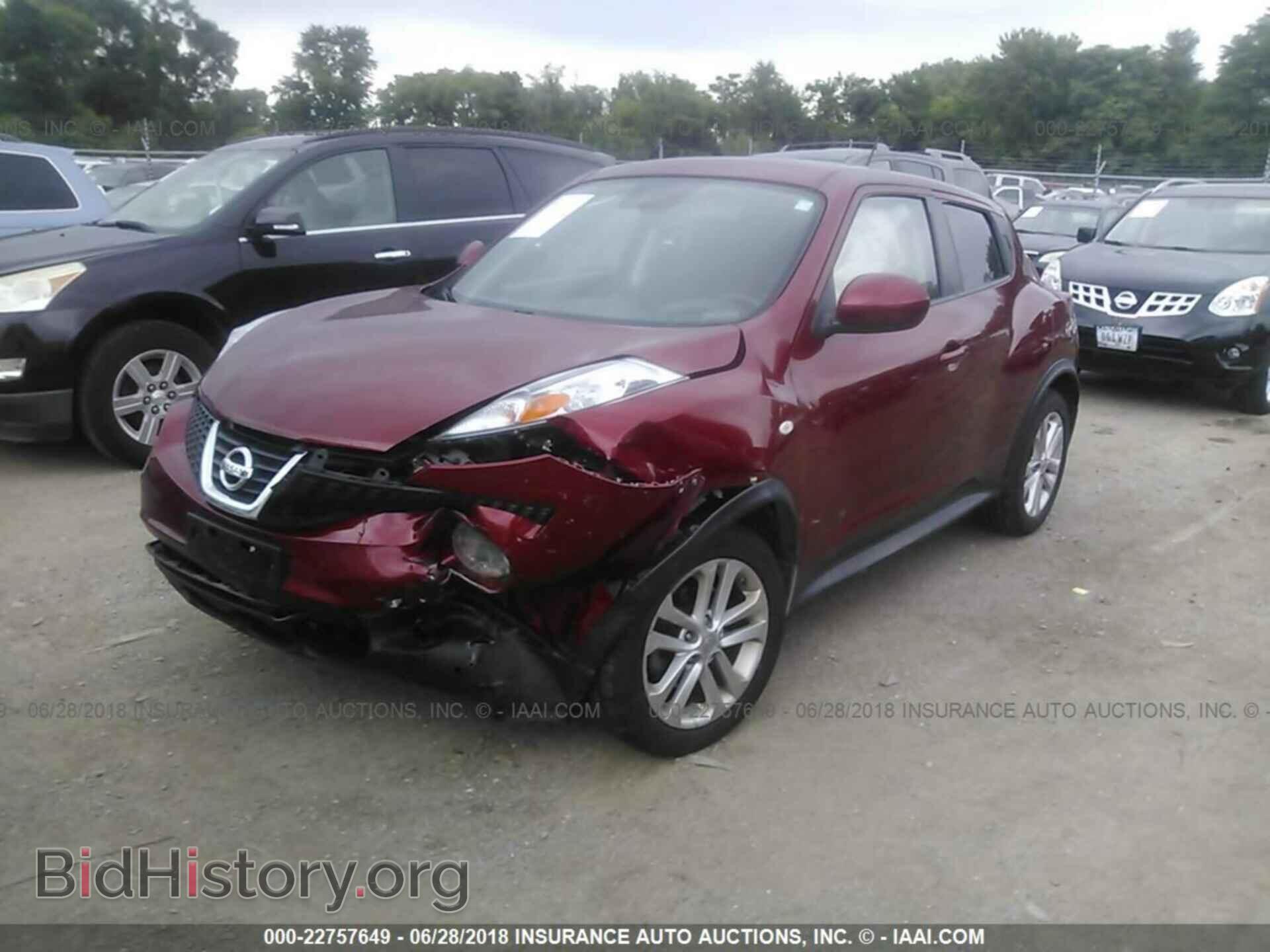2011 Nissan Juke - VIN: JN8AF5MV1BT022357 - Фото 2