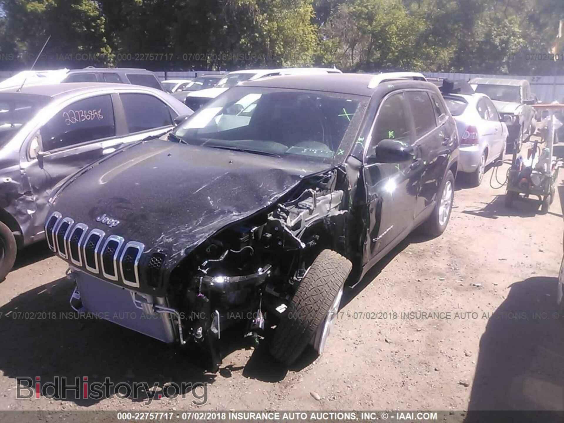 2018 Jeep Cherokee - VIN: 1C4PJMCX7JD528771 - Фото 2