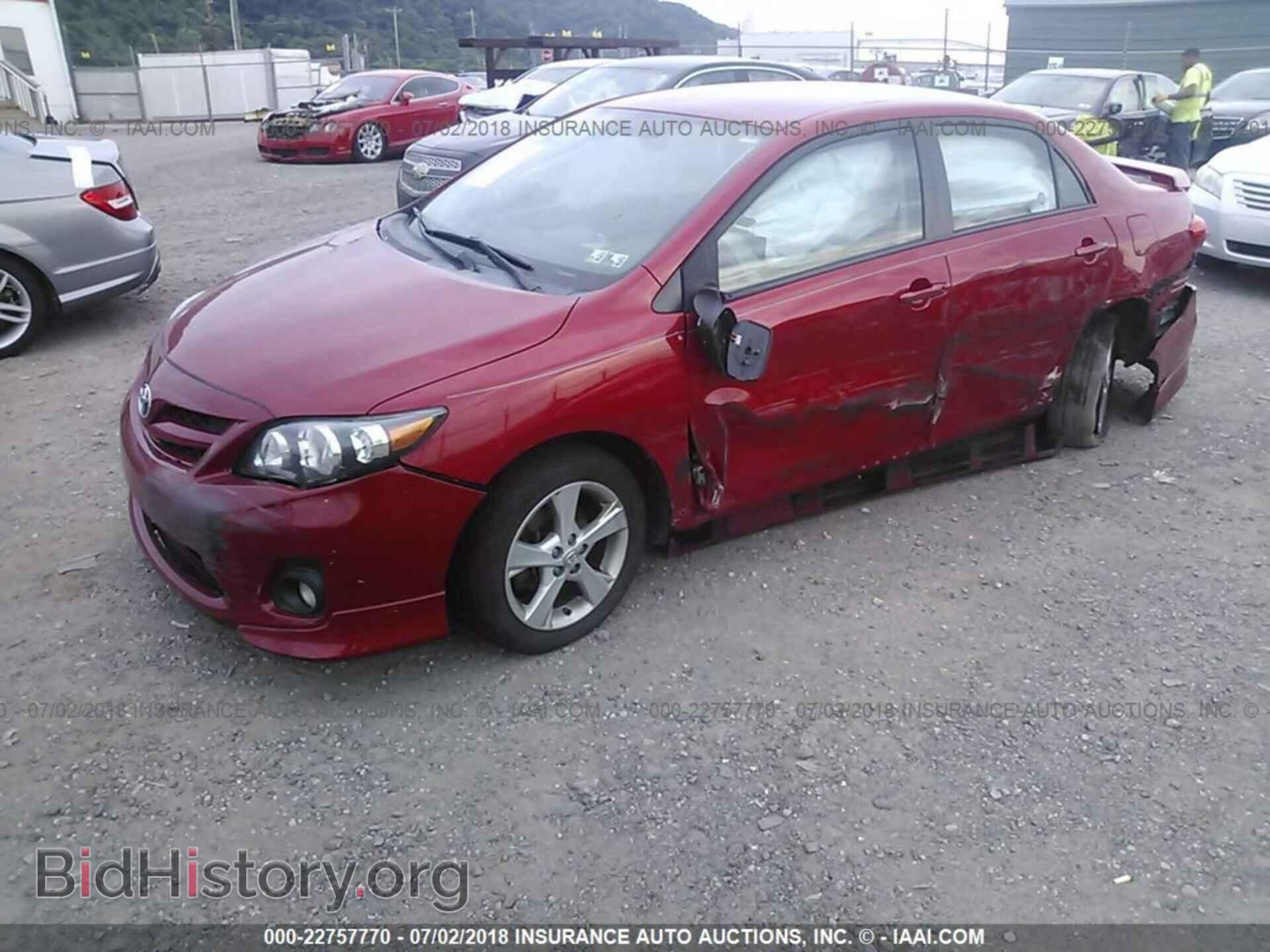 2013 Toyota Corolla - VIN: 2T1BU4EE3DC947795 - Фото 2