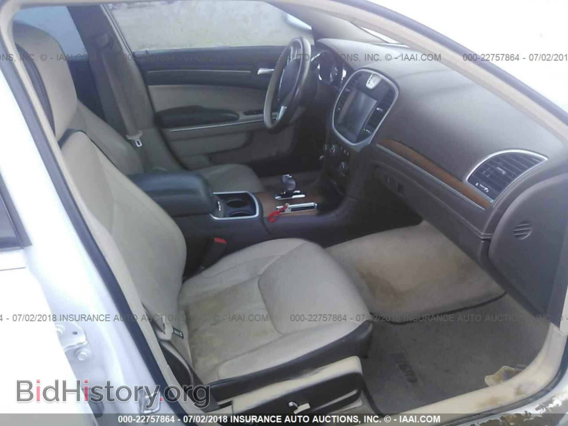 2013 Chrysler 300c - VIN: 2C3CCASGXDH573689 - Фото 5