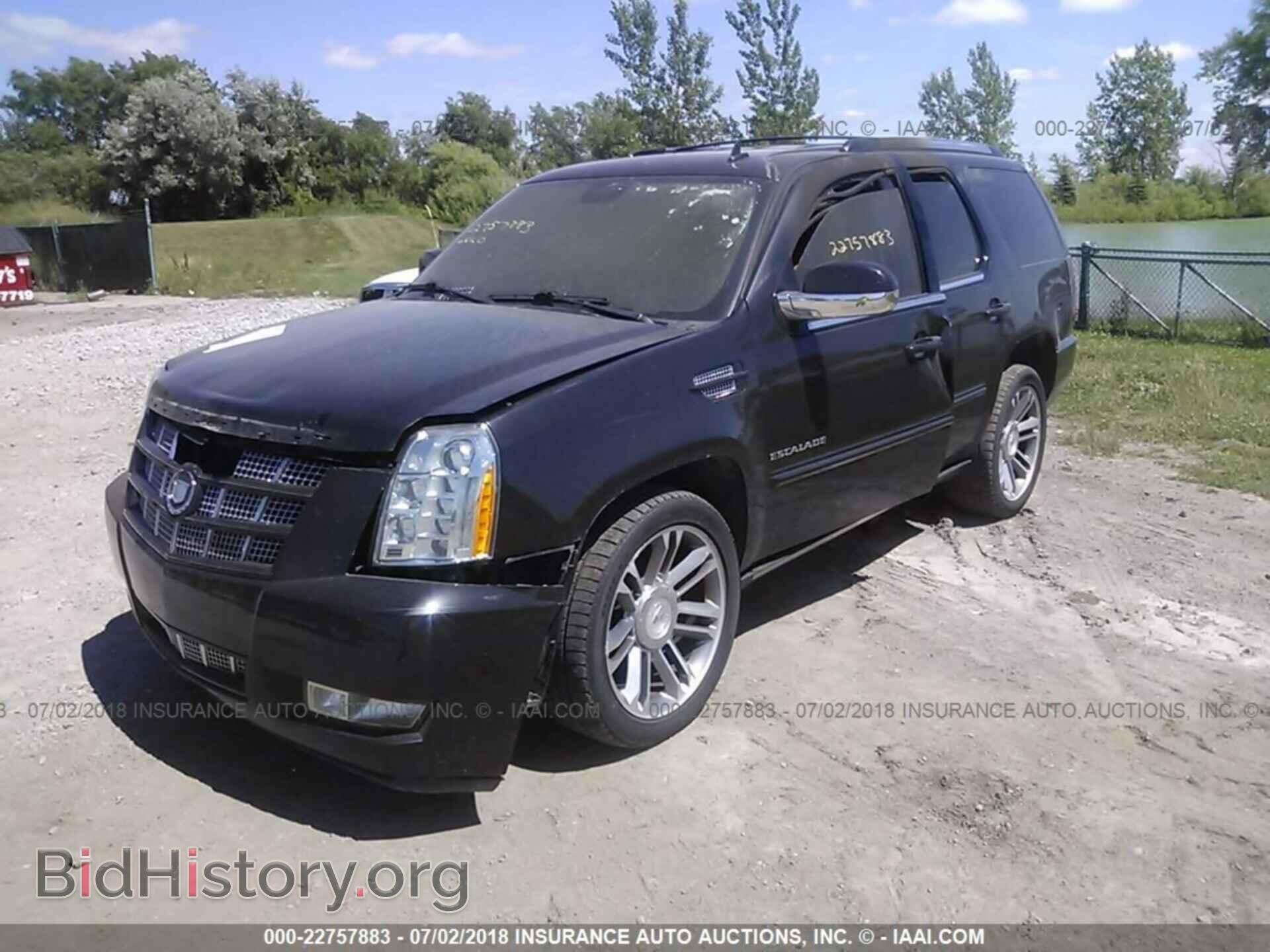 2012 Cadillac Escalade - VIN: 1GYS4CEF9CR248804 - Фото 2