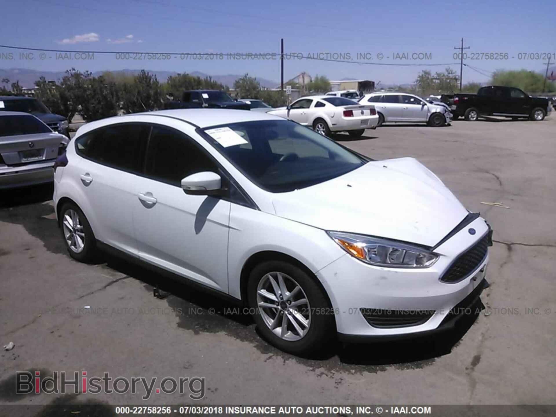 Фотография 1FADP3K23GL217070 - Ford Focus 2016