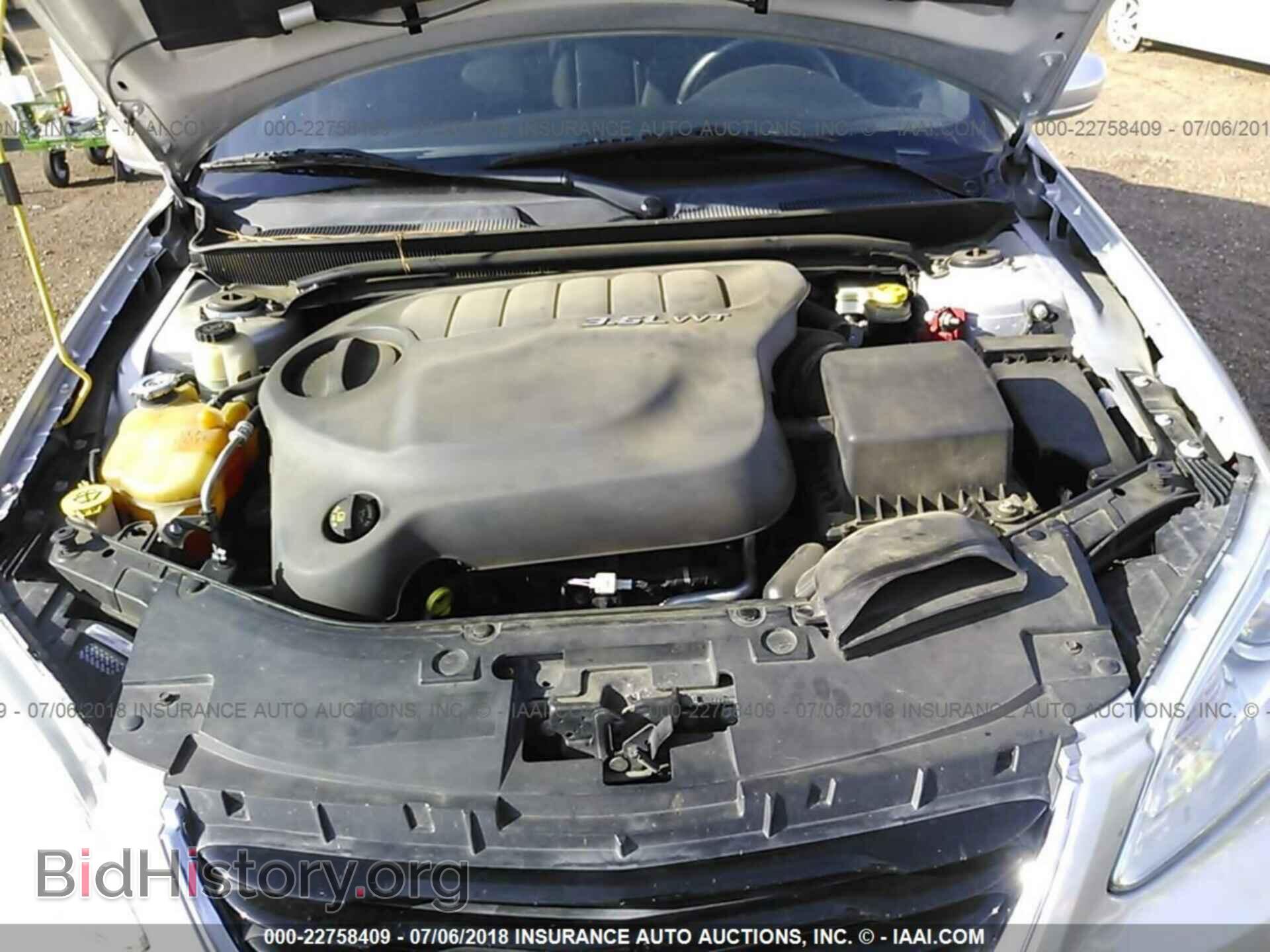 2012 Chrysler 200 - VIN: 1C3CCBBG2CN307739 - Фото 10