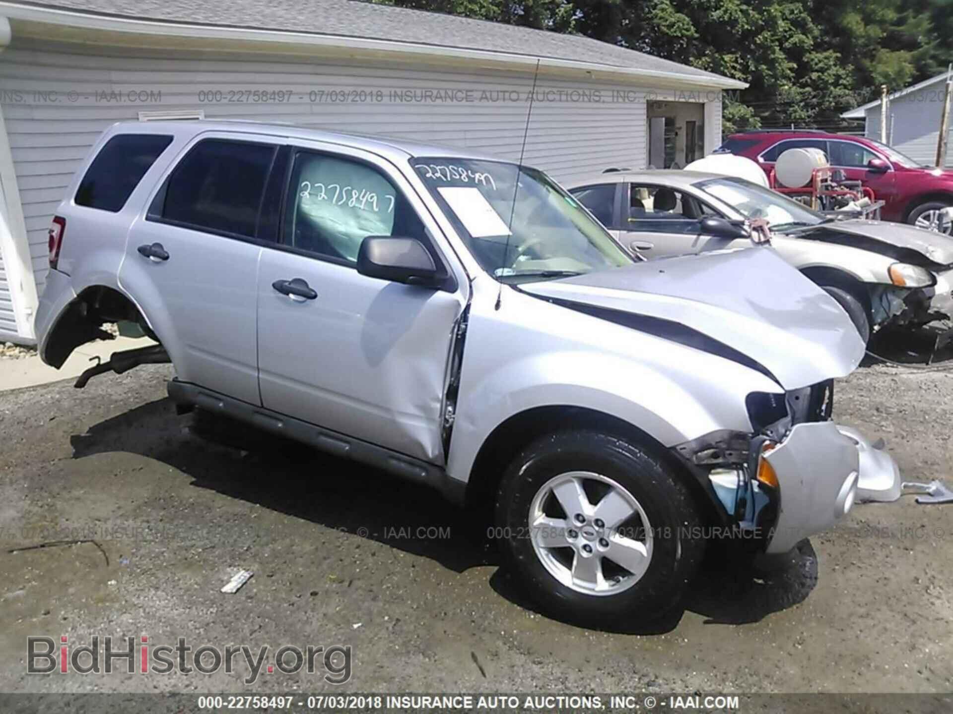 Photo 1FMCU0C75CKB32959 - Ford Escape 2012