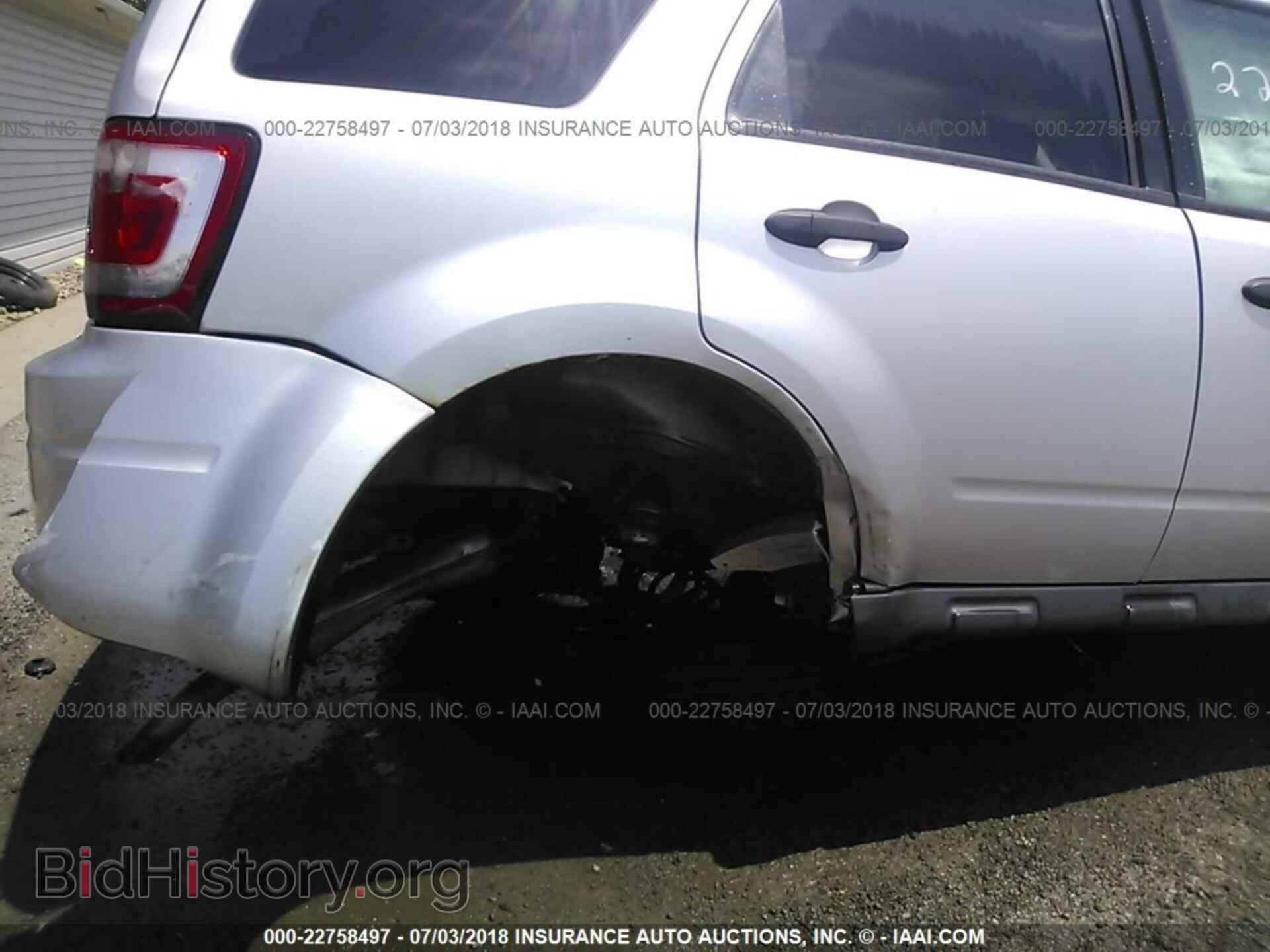 2012 Ford Escape - VIN: 1FMCU0C75CKB32959 - Фото 6