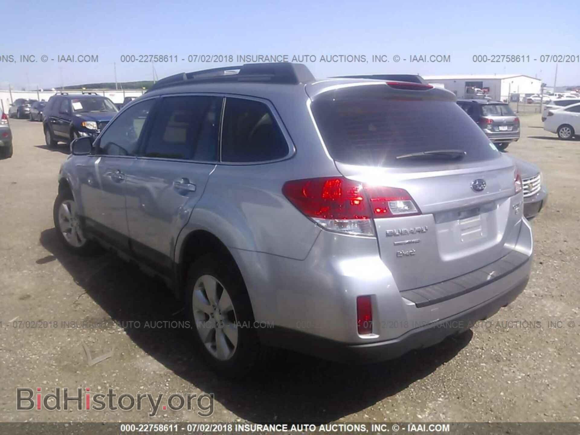 2012 Subaru Outback - VIN: 4S4BRCAC1C3222960 - Photo 3