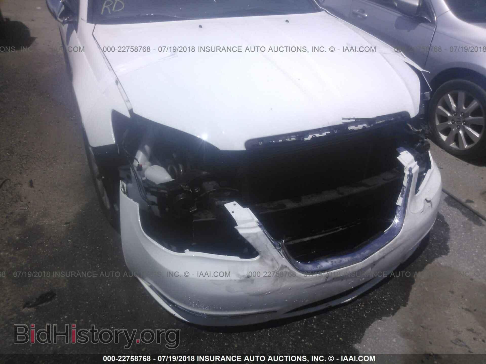 2013 Chrysler 200 - VIN: 1C3CCBCG3DN507545 - Photo 6