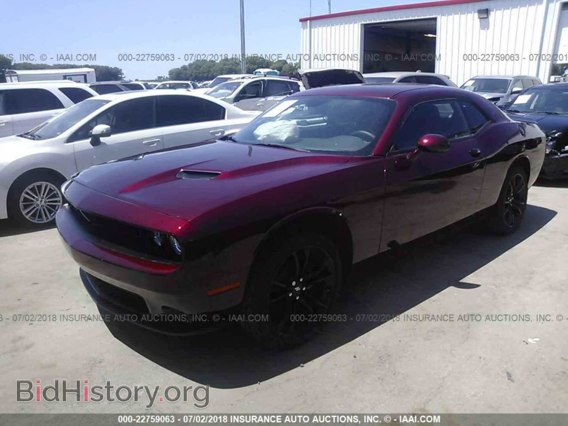 2018 Dodge Challenger - VIN: 2C3CDZAG2JH166023 - Фото 2