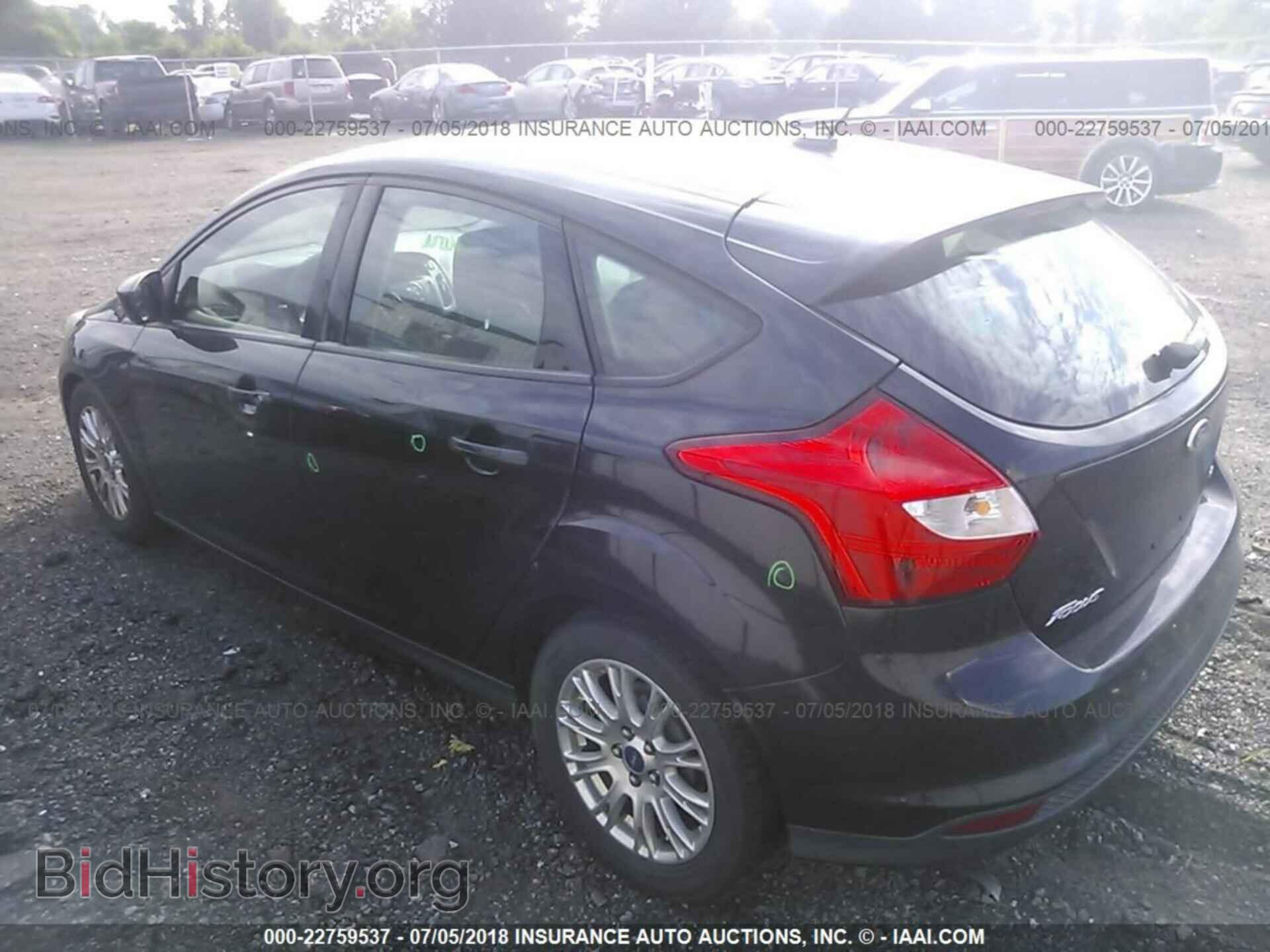 2012 Ford Focus - VIN: 1FAHP3K27CL112124 - Photo 3