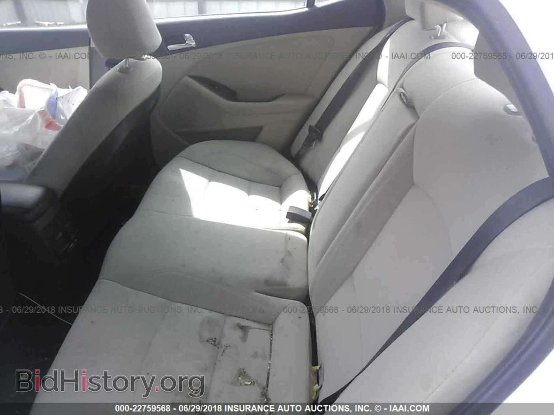 2014 Kia Optima - VIN: KNAGM4AD0E5069774 - Photo 8