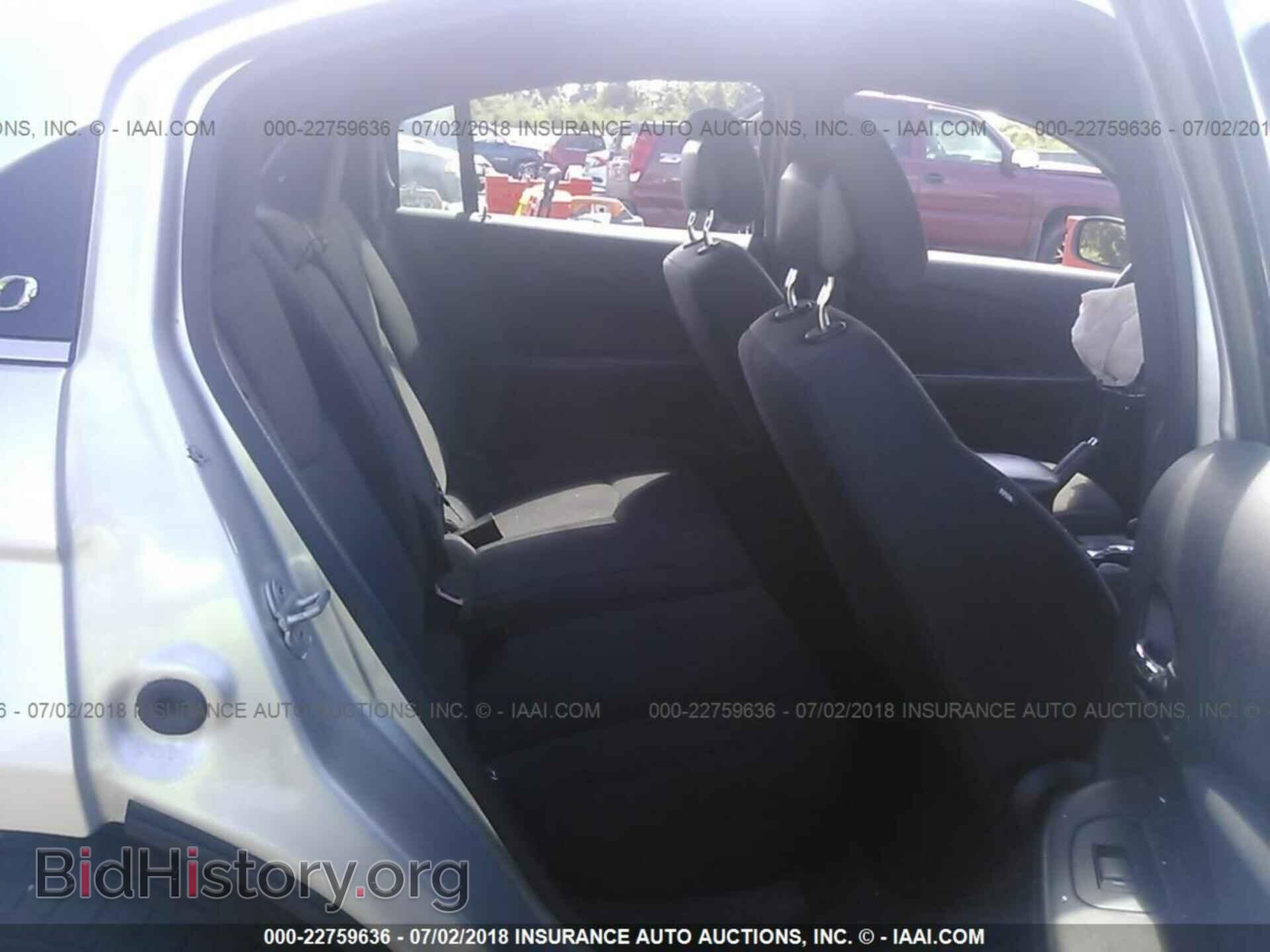 2012 Chrysler 200 - VIN: 1C3CCBAB3CN330792 - Photo 8