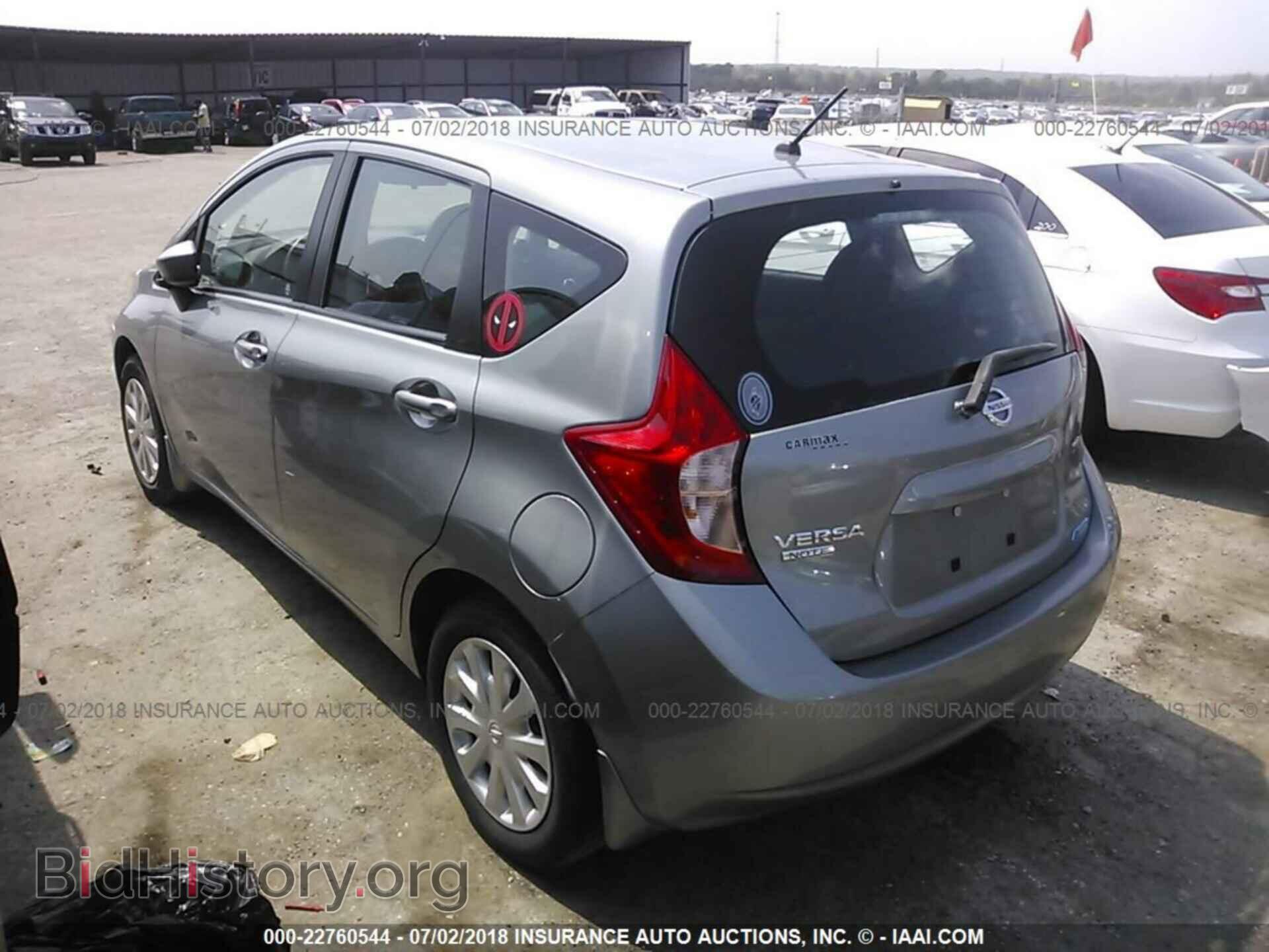 2015 Nissan Versa note - VIN: 3N1CE2CP5FL416045 - Photo 3