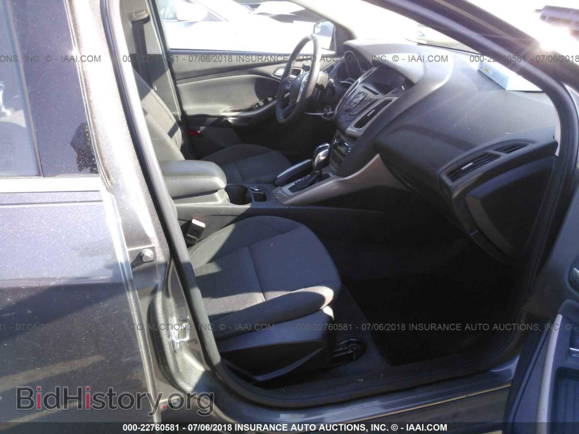 2012 Ford Focus - VIN: 1FAHP3H23CL252405 - Photo 5