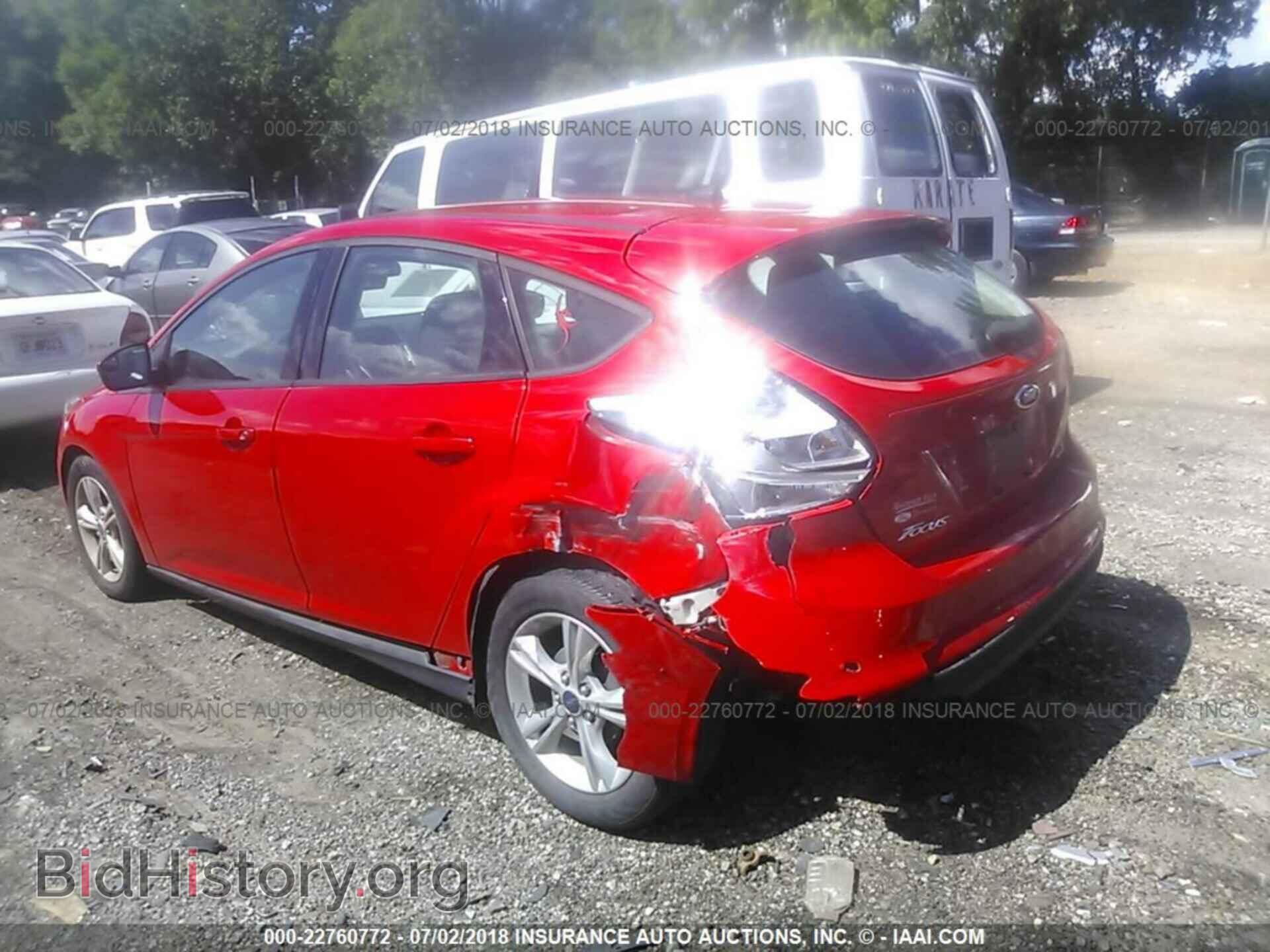 2014 Ford Focus - VIN: 1FADP3K22EL302320 - Фото 3