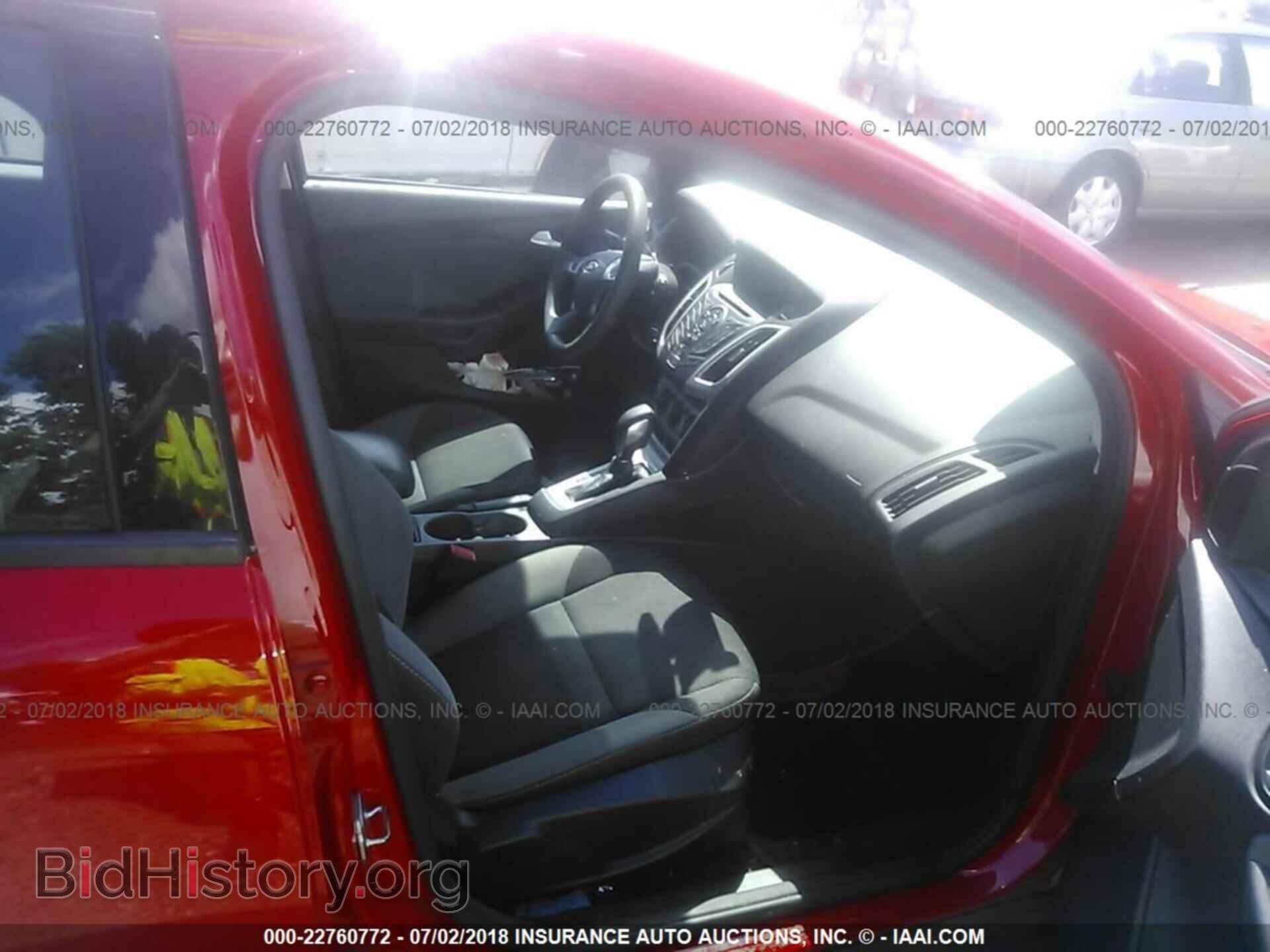 2014 Ford Focus - VIN: 1FADP3K22EL302320 - Фото 5