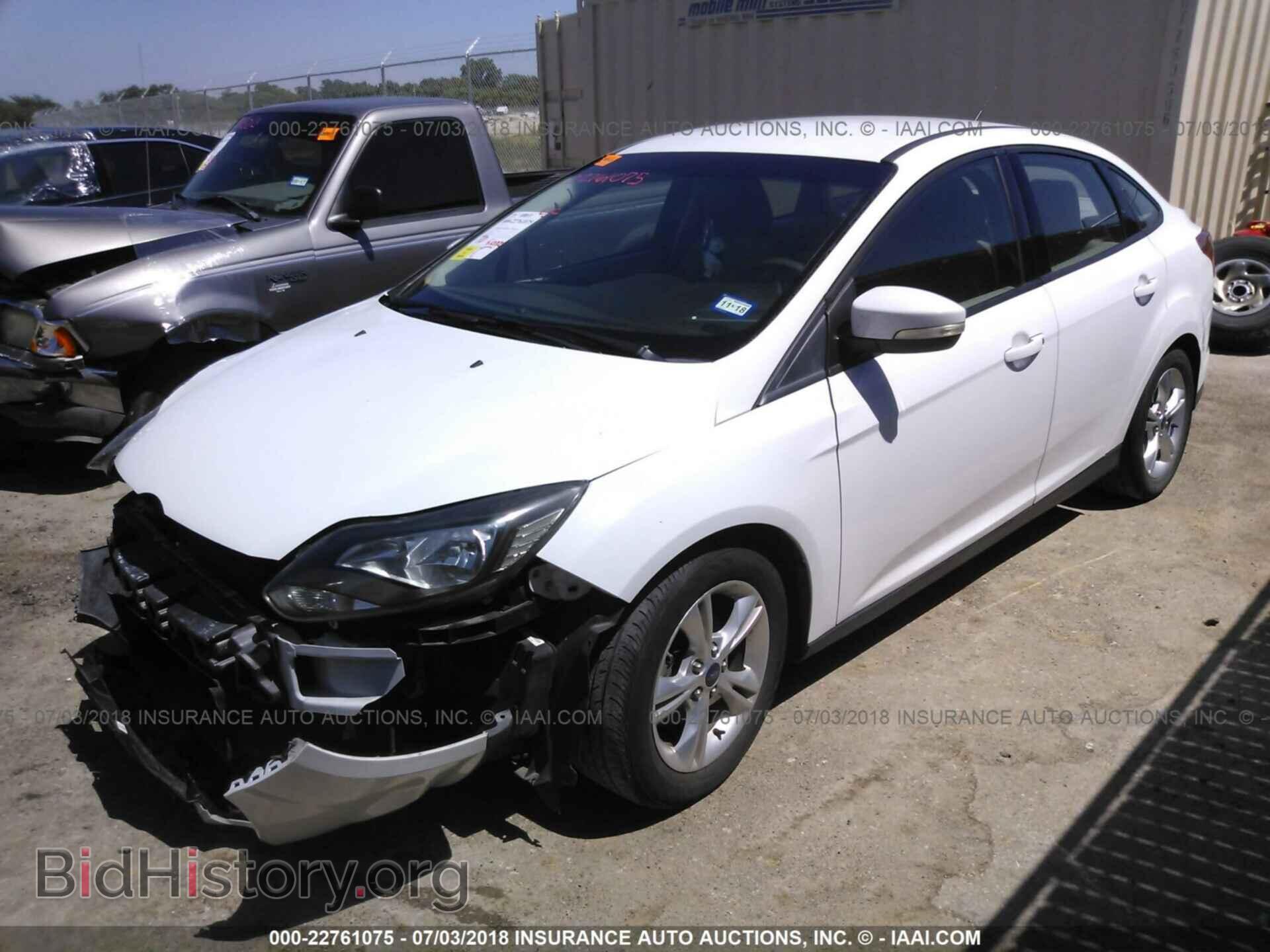 2014 Ford Focus - VIN: 1FADP3F22EL282466 - Photo 2