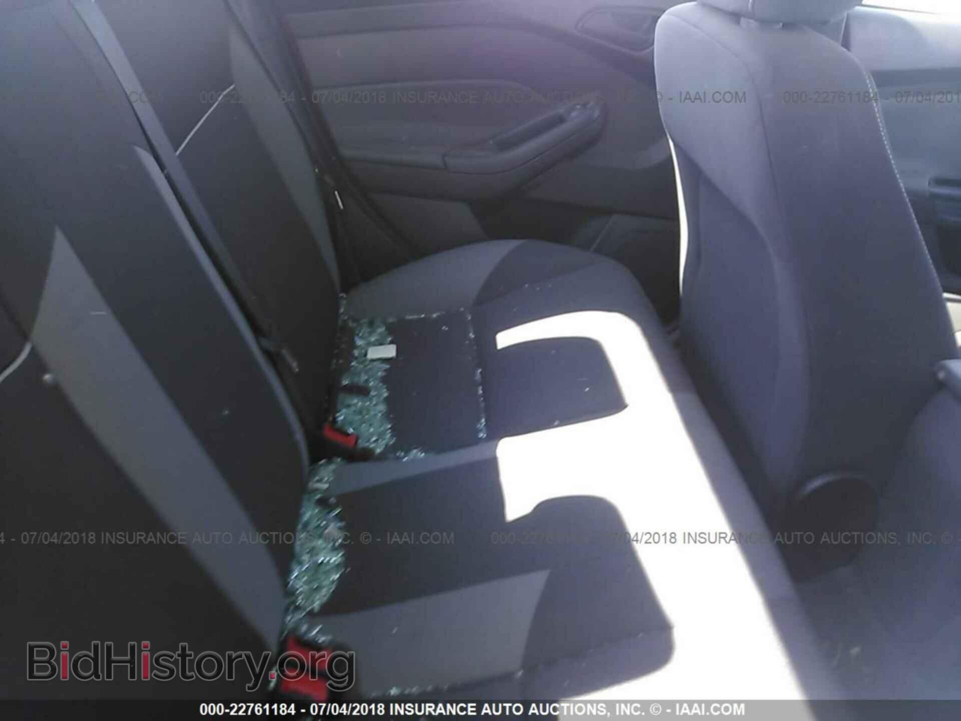 2012 Ford Focus - VIN: 1FAHP3F21CL476761 - Photo 8