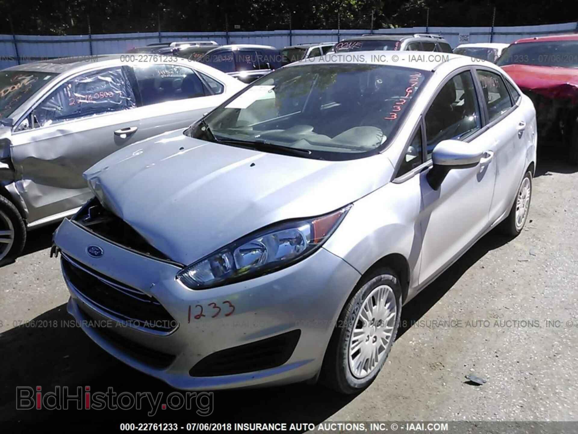 2016 Ford Fiesta - VIN: 3FADP4AJ4GM140979 - Фото 2