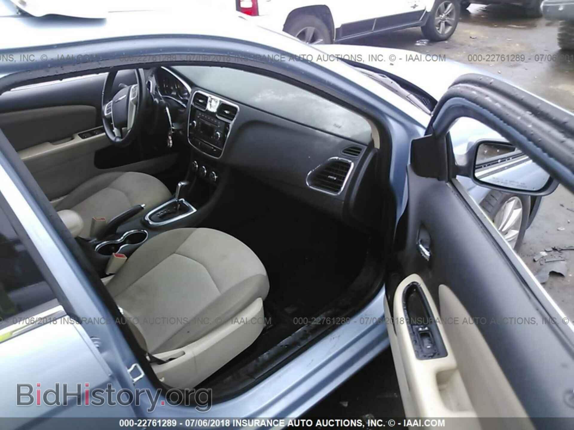 2013 Chrysler 200 - VIN: 1C3CCBBB3DN688992 - Фото 5
