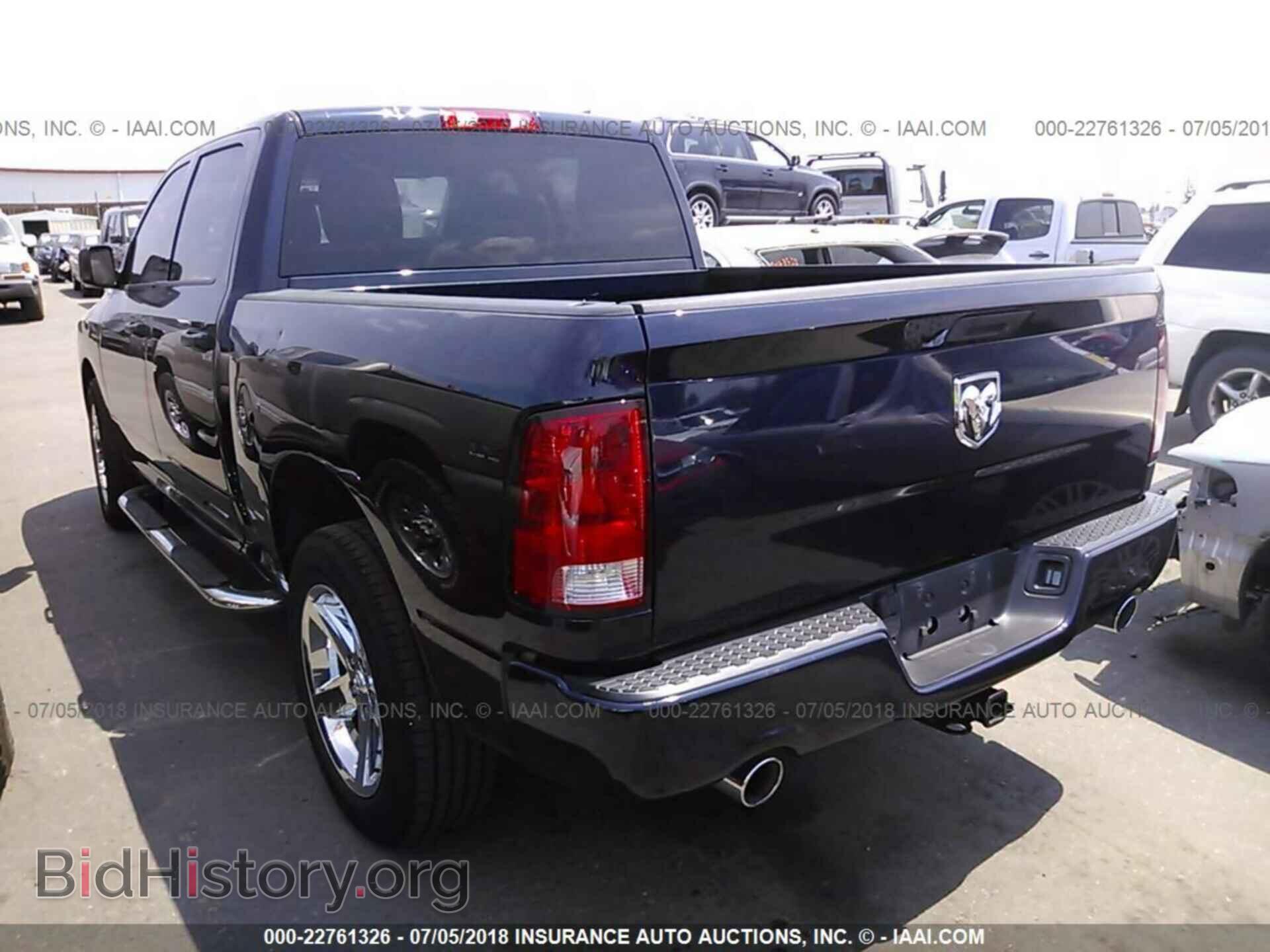 2012 Dodge Ram 1500 - VIN: 1C6RD7KT5CS344600 - Фото 3