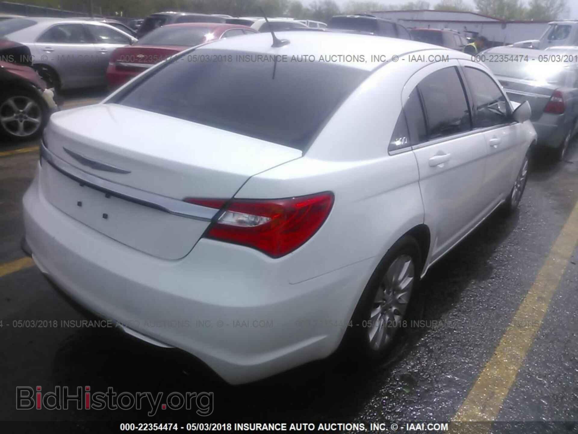 2013 CHRYSLER 200 - VIN: 1C3CCBAG4DN737503 - Photo 4