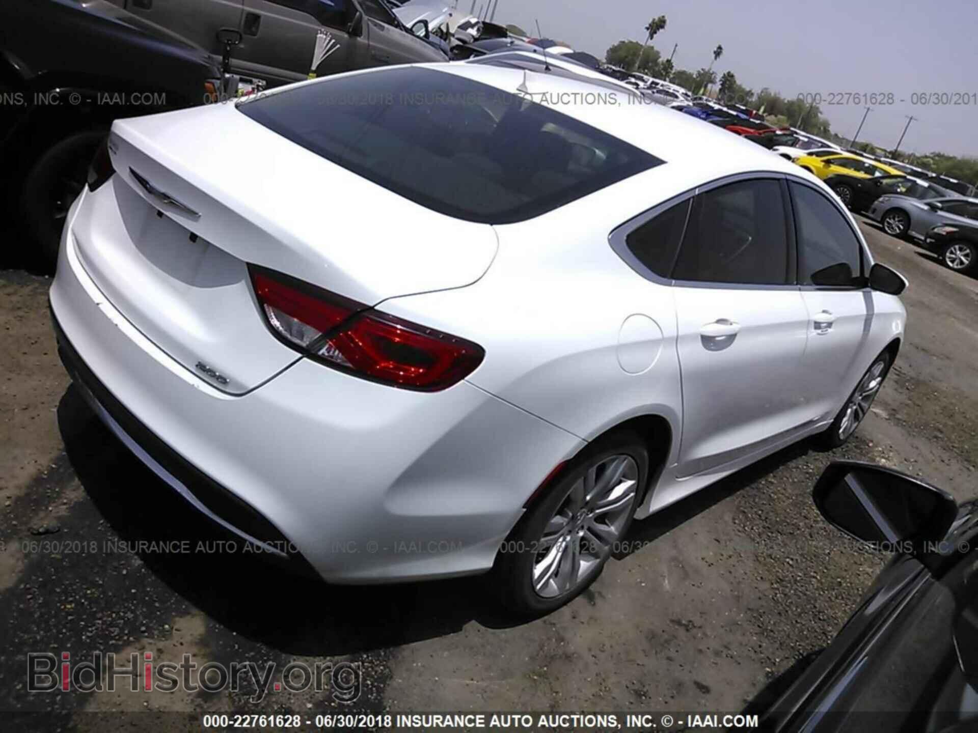 2015 Chrysler 200 - VIN: 1C3CCCAB3FN682930 - Фото 4