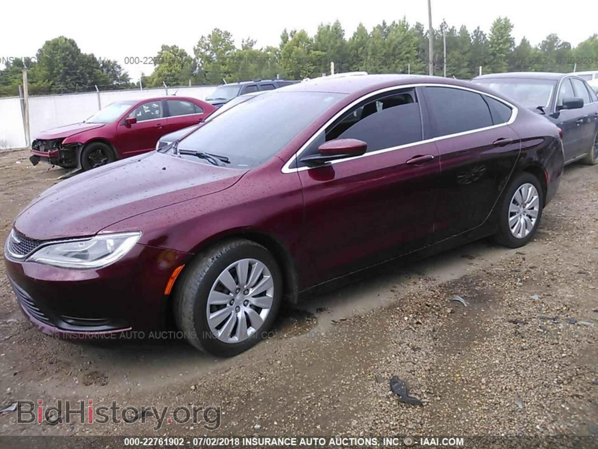 2015 Chrysler 200 - VIN: 1C3CCCFB6FN620527 - Фото 2