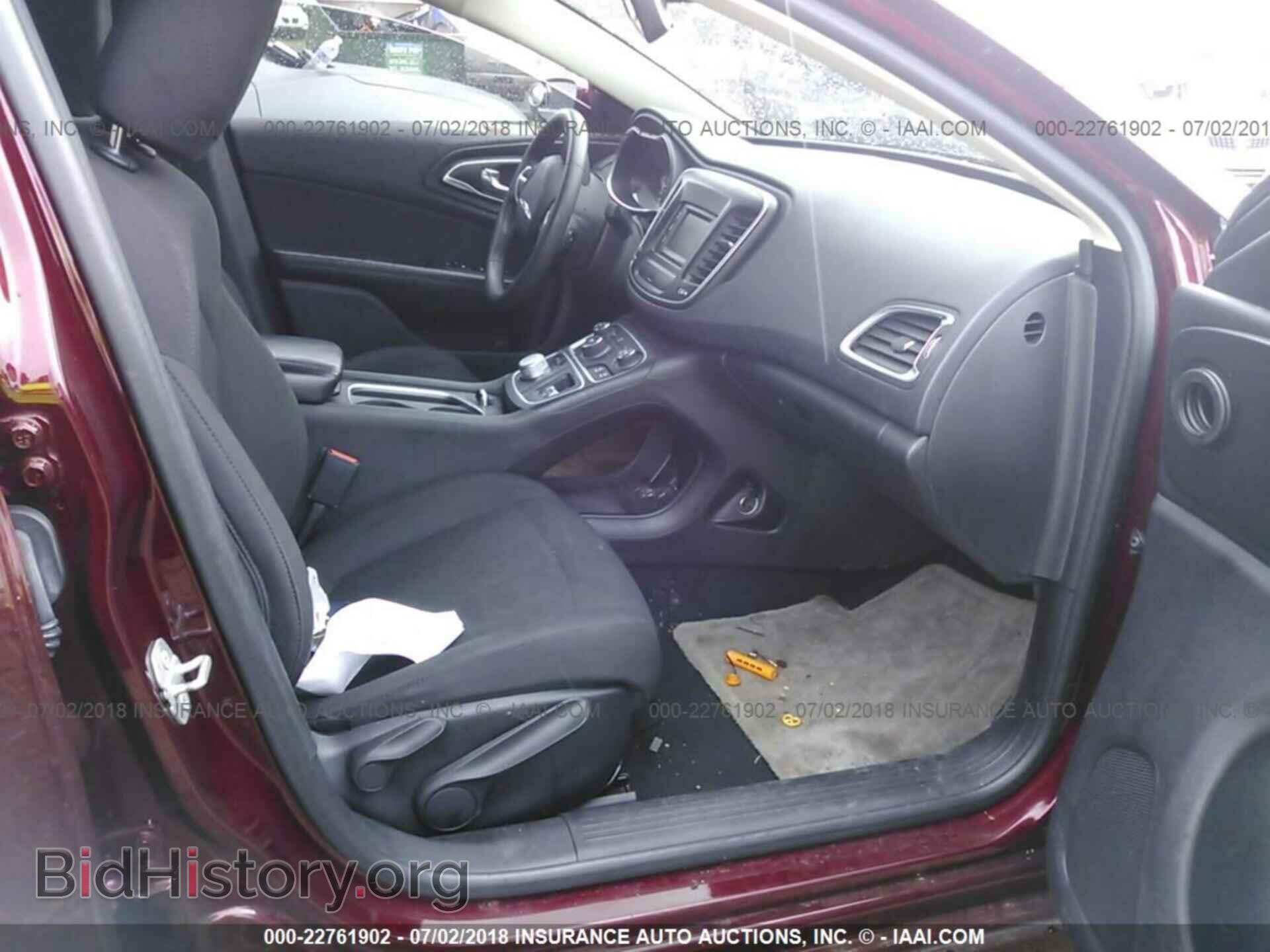 2015 Chrysler 200 - VIN: 1C3CCCFB6FN620527 - Фото 5