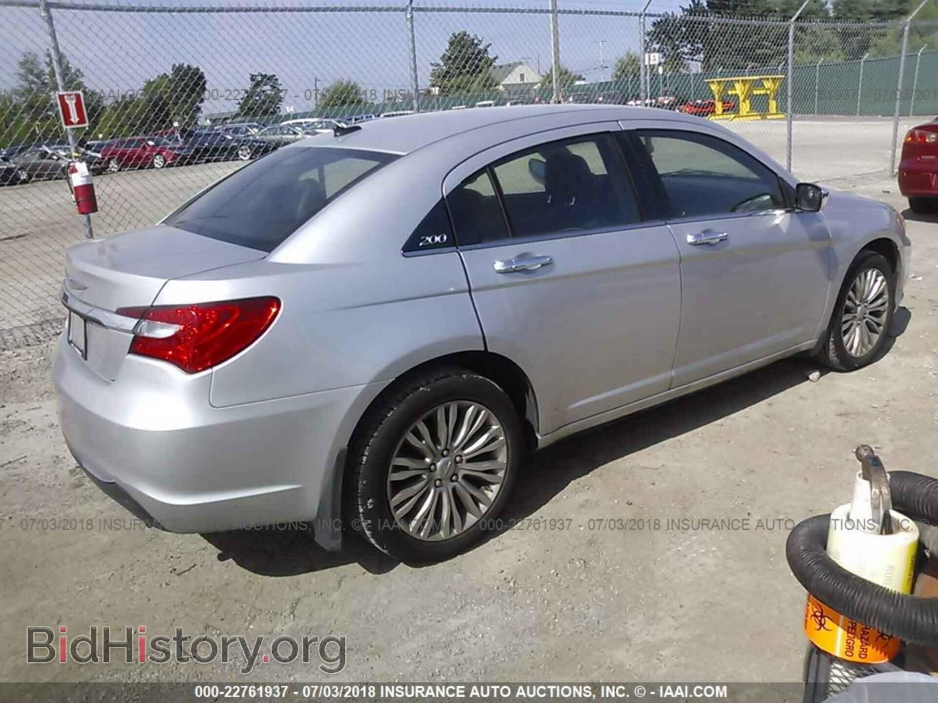 2012 Chrysler 200 - VIN: 1C3CCBCB0CN101645 - Фото 4