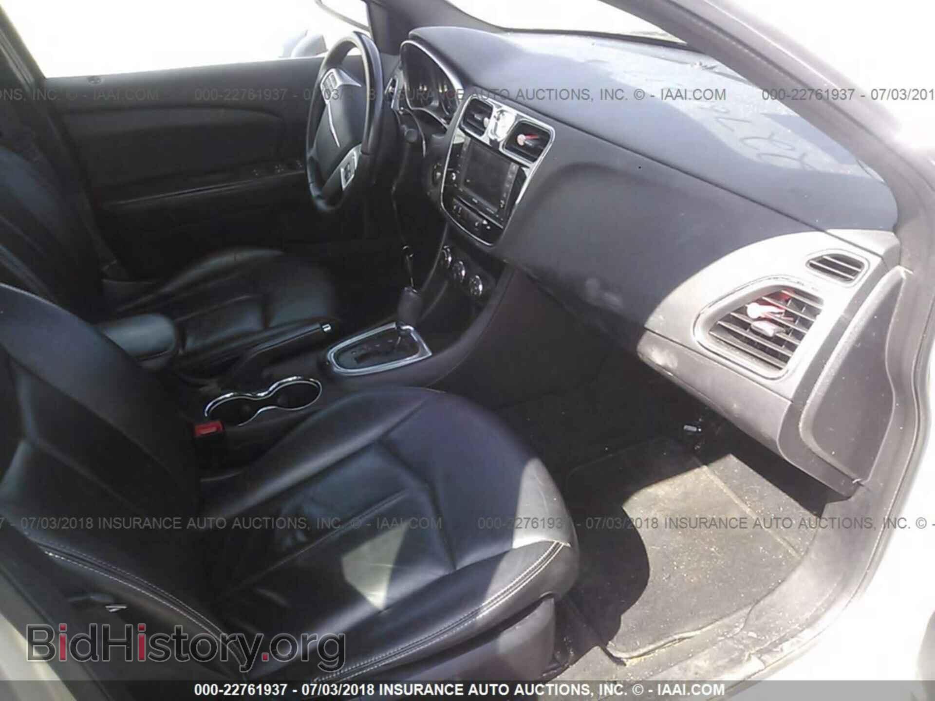 2012 Chrysler 200 - VIN: 1C3CCBCB0CN101645 - Фото 5