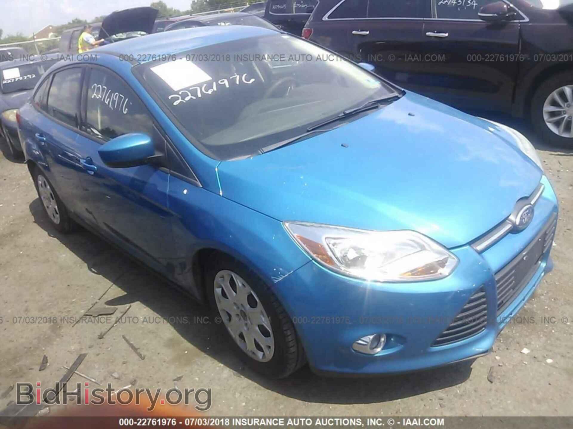 Photo 1FAHP3F22CL128242 - Ford Focus 2012