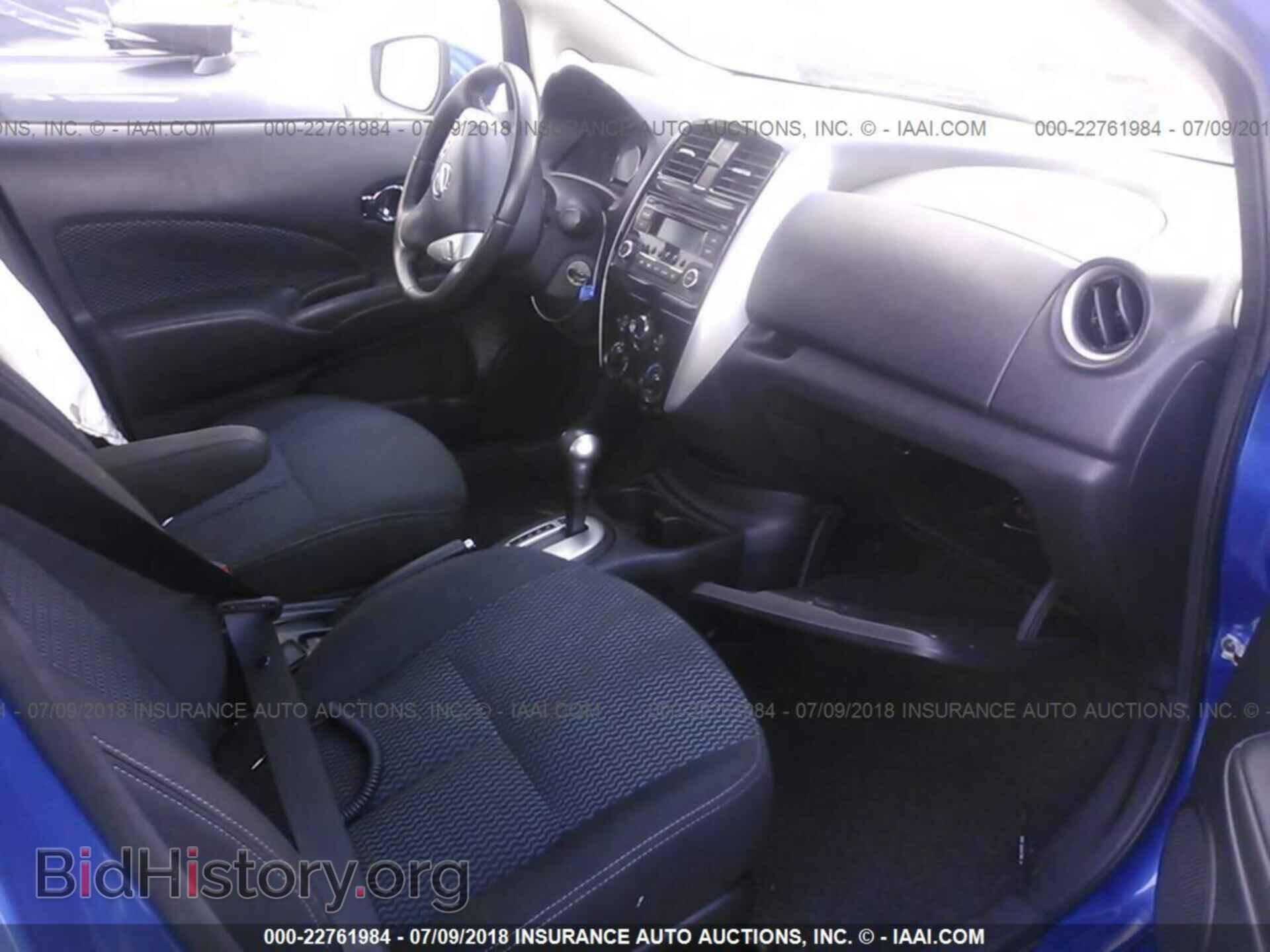 2015 Nissan Versa note - VIN: 3N1CE2CP5FL424582 - Photo 5