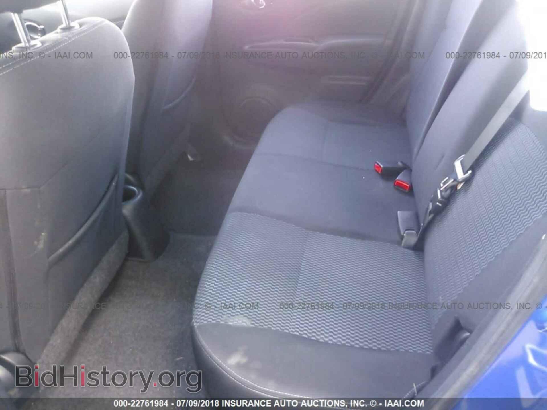 2015 Nissan Versa note - VIN: 3N1CE2CP5FL424582 - Photo 8