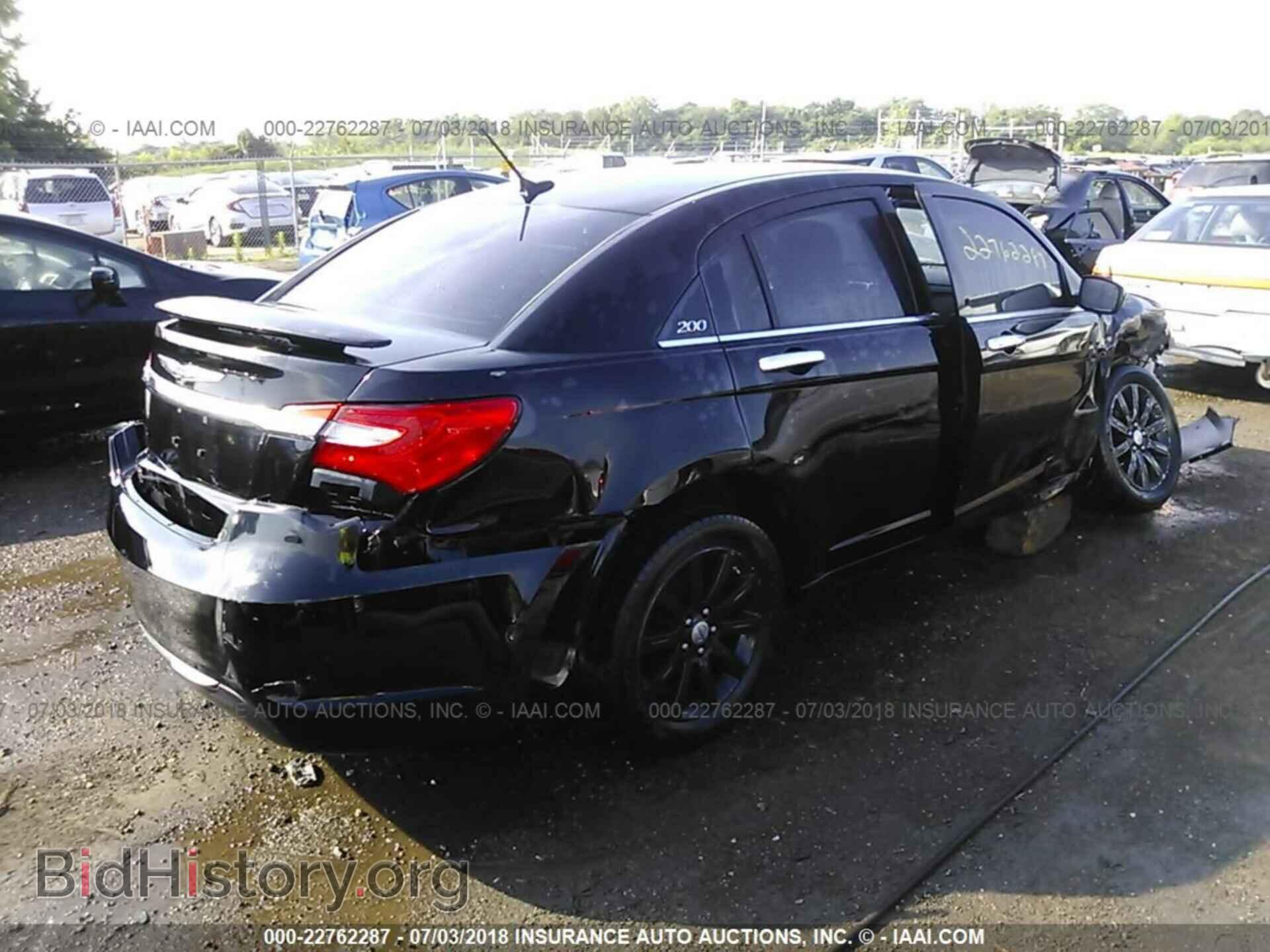 2011 CHRYSLER 200 - VIN: 1C3BC1FB3BN625677 - Photo 4