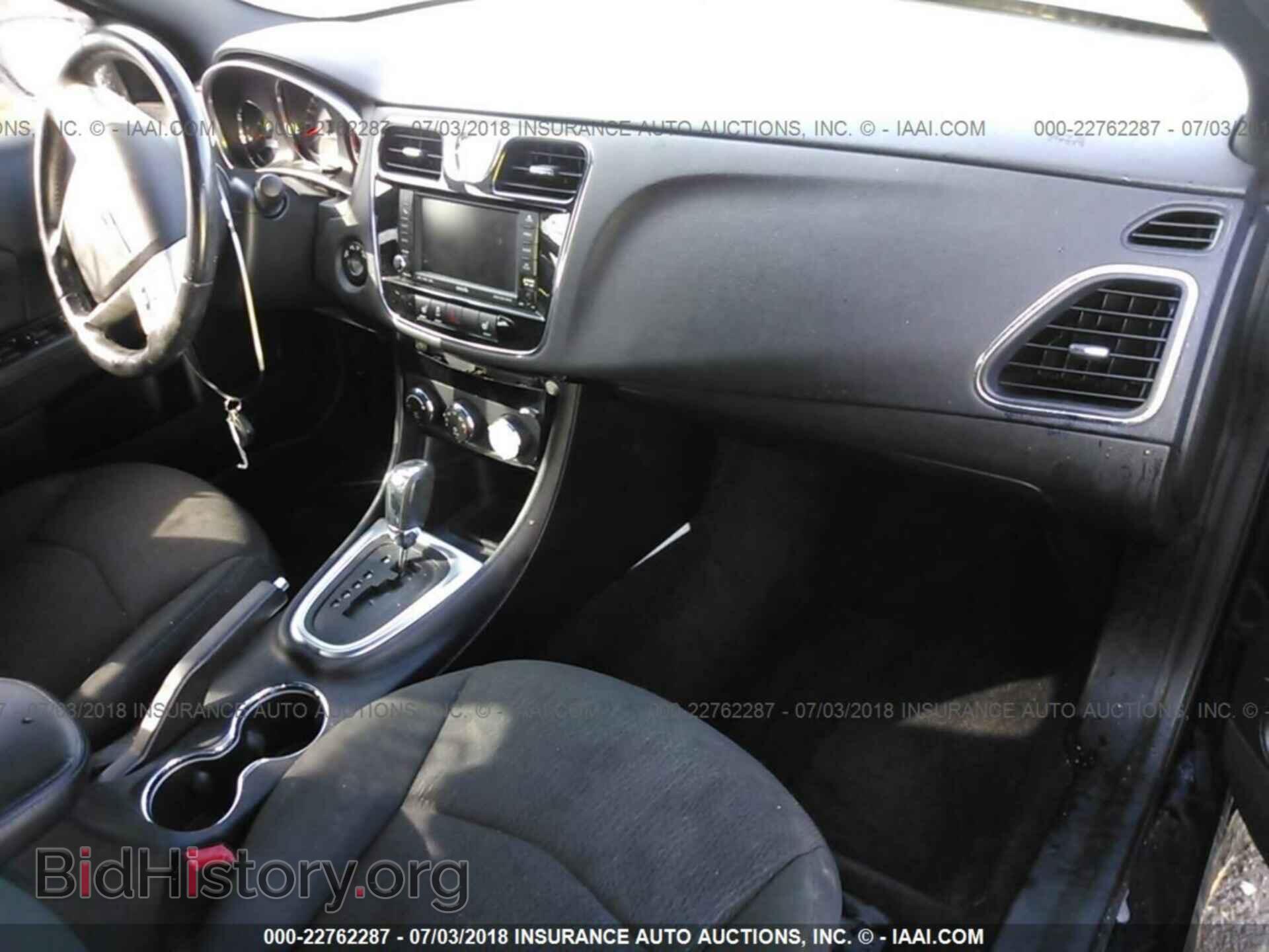 2011 CHRYSLER 200 - VIN: 1C3BC1FB3BN625677 - Photo 5