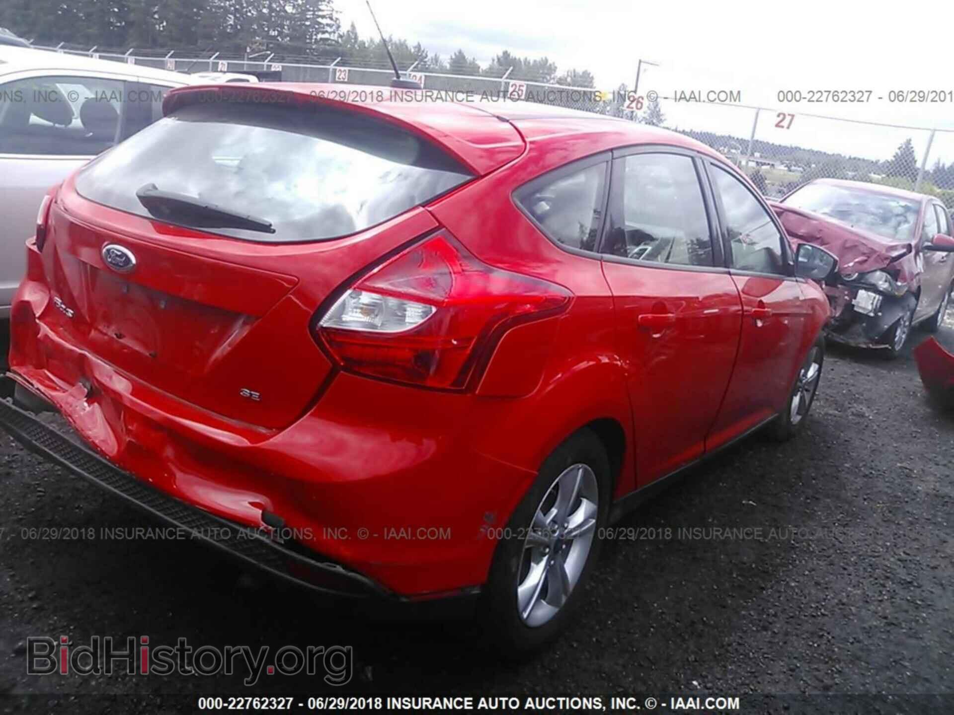2014 Ford Focus - VIN: 1FADP3K23EL391864 - Photo 4