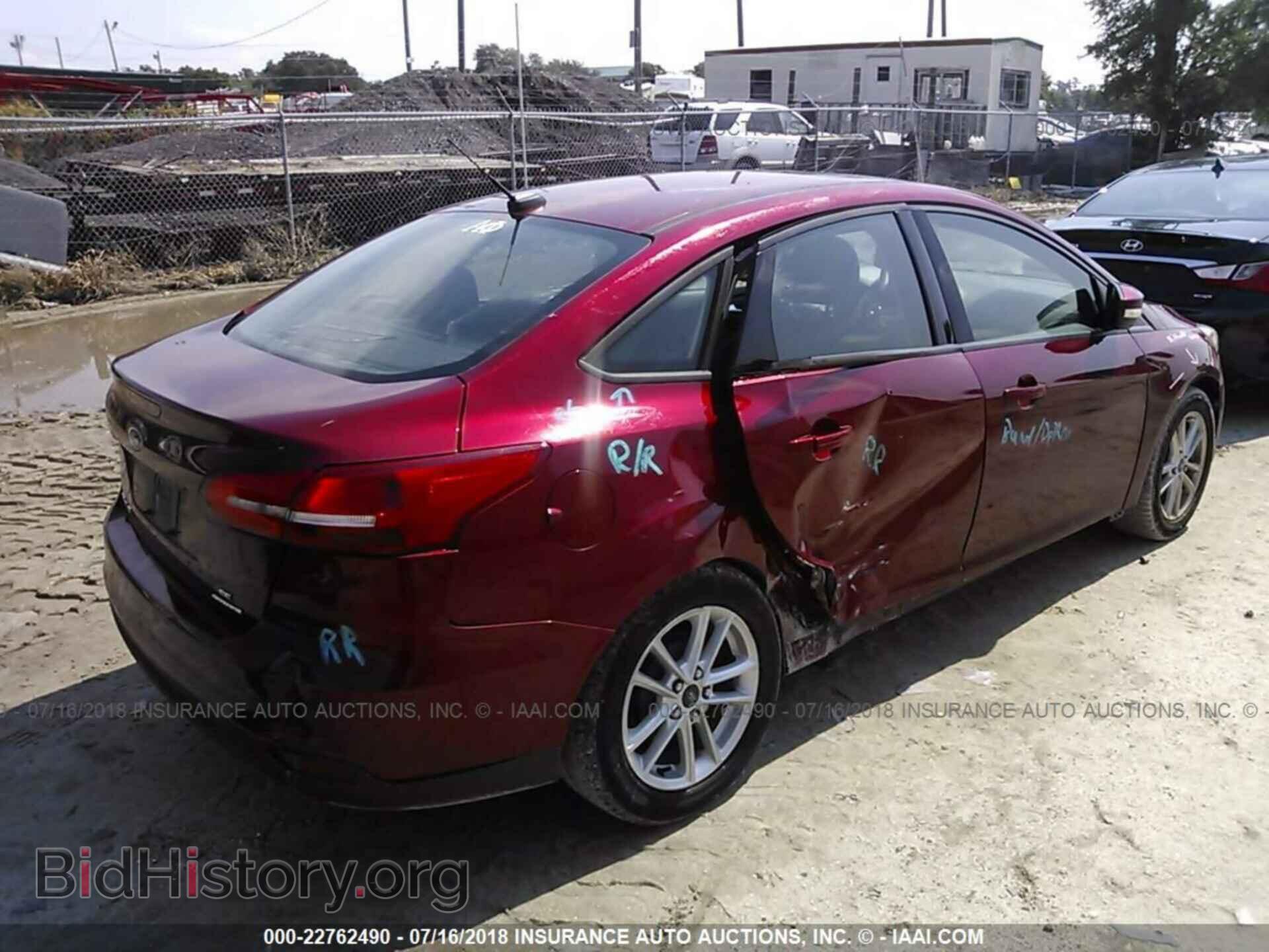2015 Ford Focus - VIN: 1FADP3F29FL205417 - Photo 6