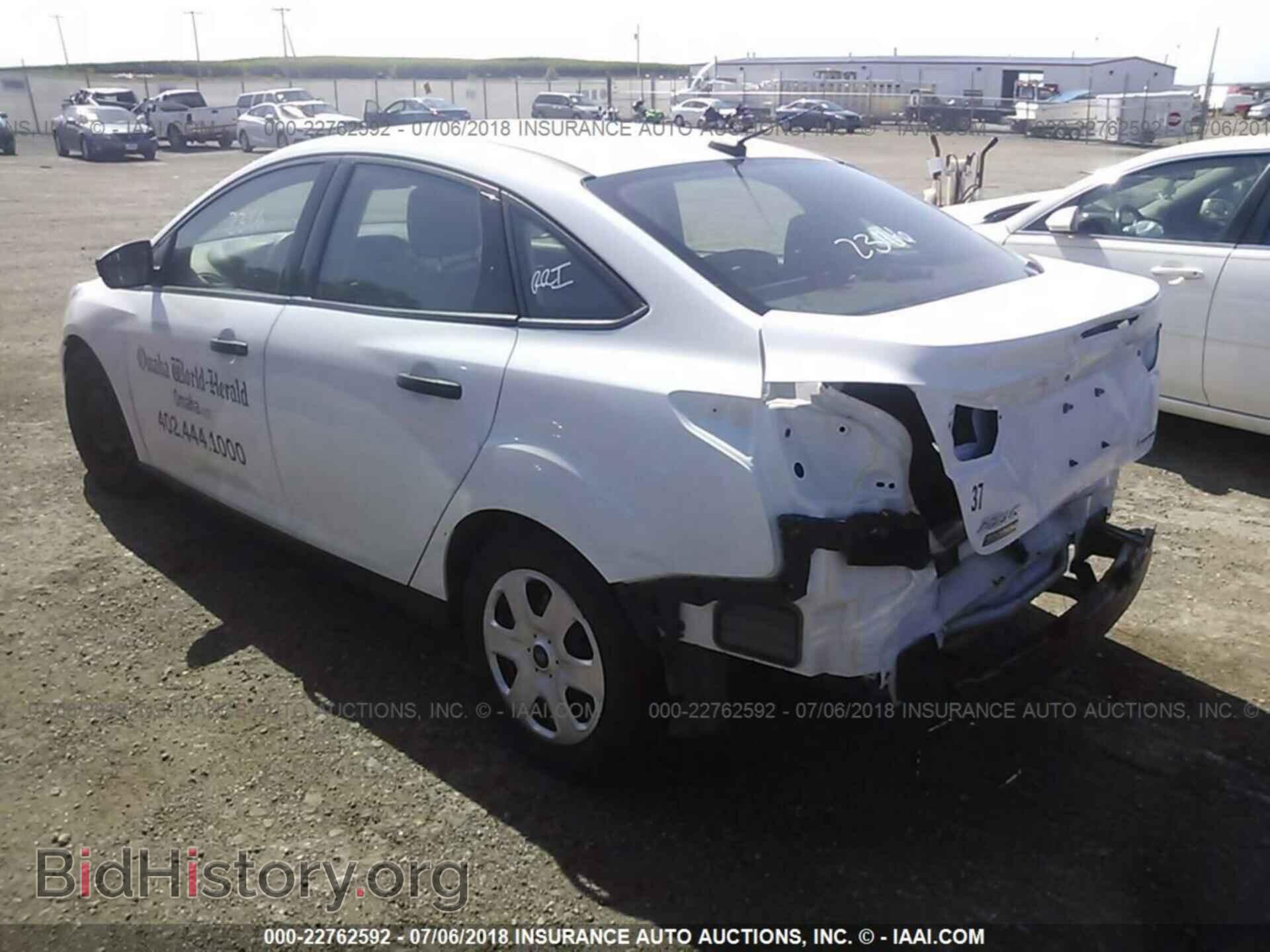 2014 Ford Focus - VIN: 1FADP3E2XEL302111 - Фото 3