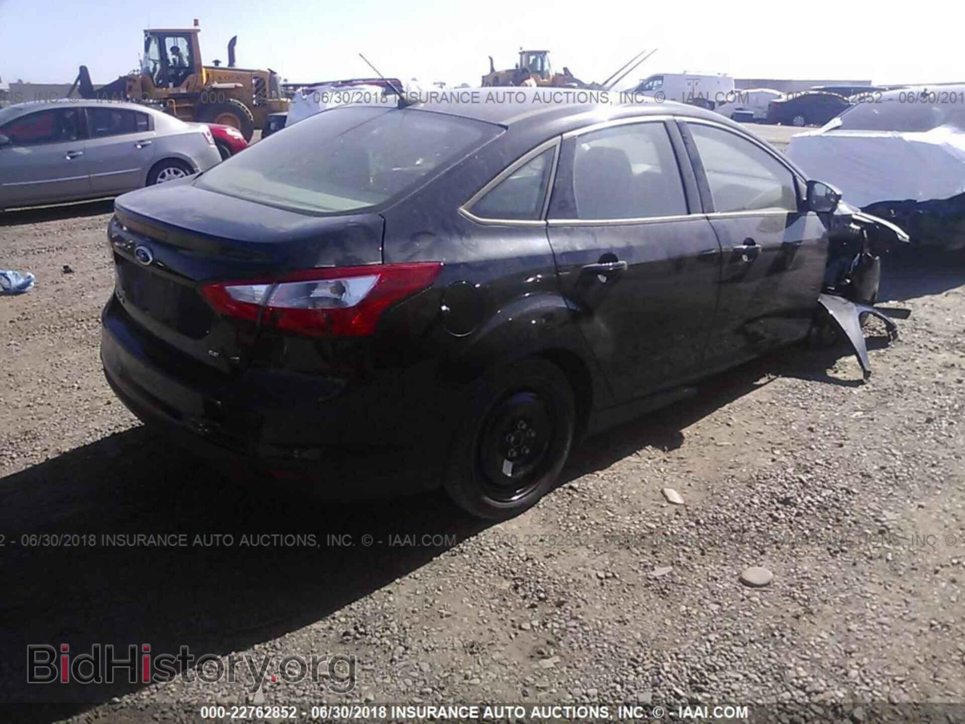2013 Ford Focus - VIN: 1FADP3F25DL382303 - Photo 4