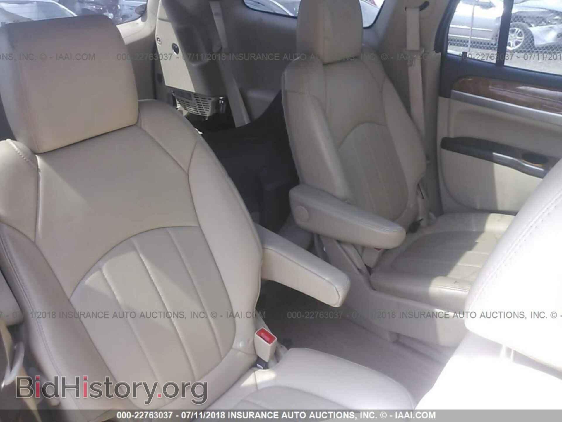 2012 Buick Enclave - VIN: 5GAKVCED8CJ403229 - Photo 8