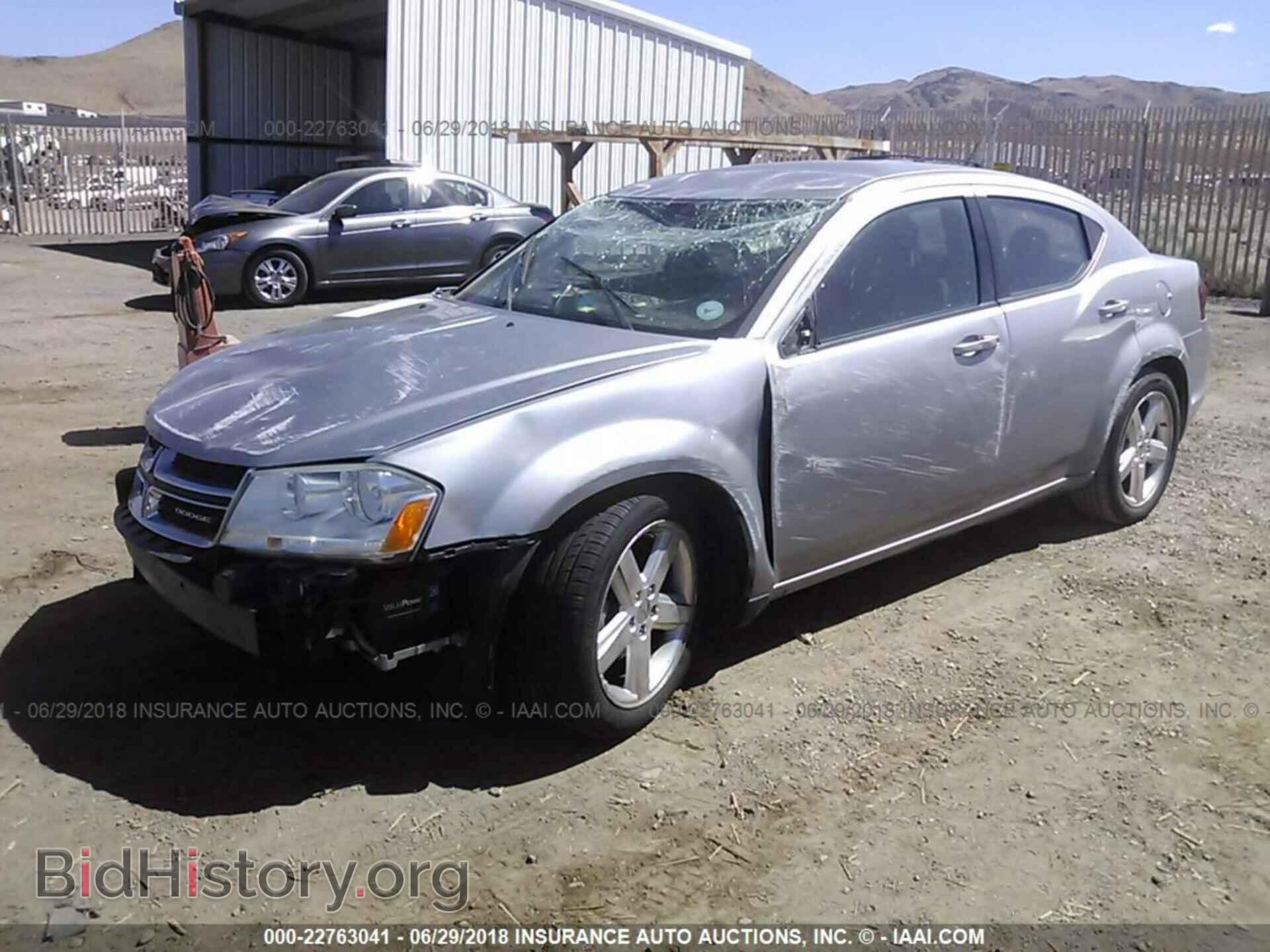 2013 Dodge Avenger - VIN: 1C3CDZAB5DN537384 - Фото 2