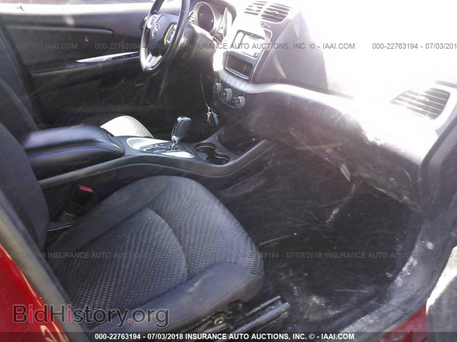 2014 Dodge Journey - VIN: 3C4PDDAG9ET194429 - Фото 5