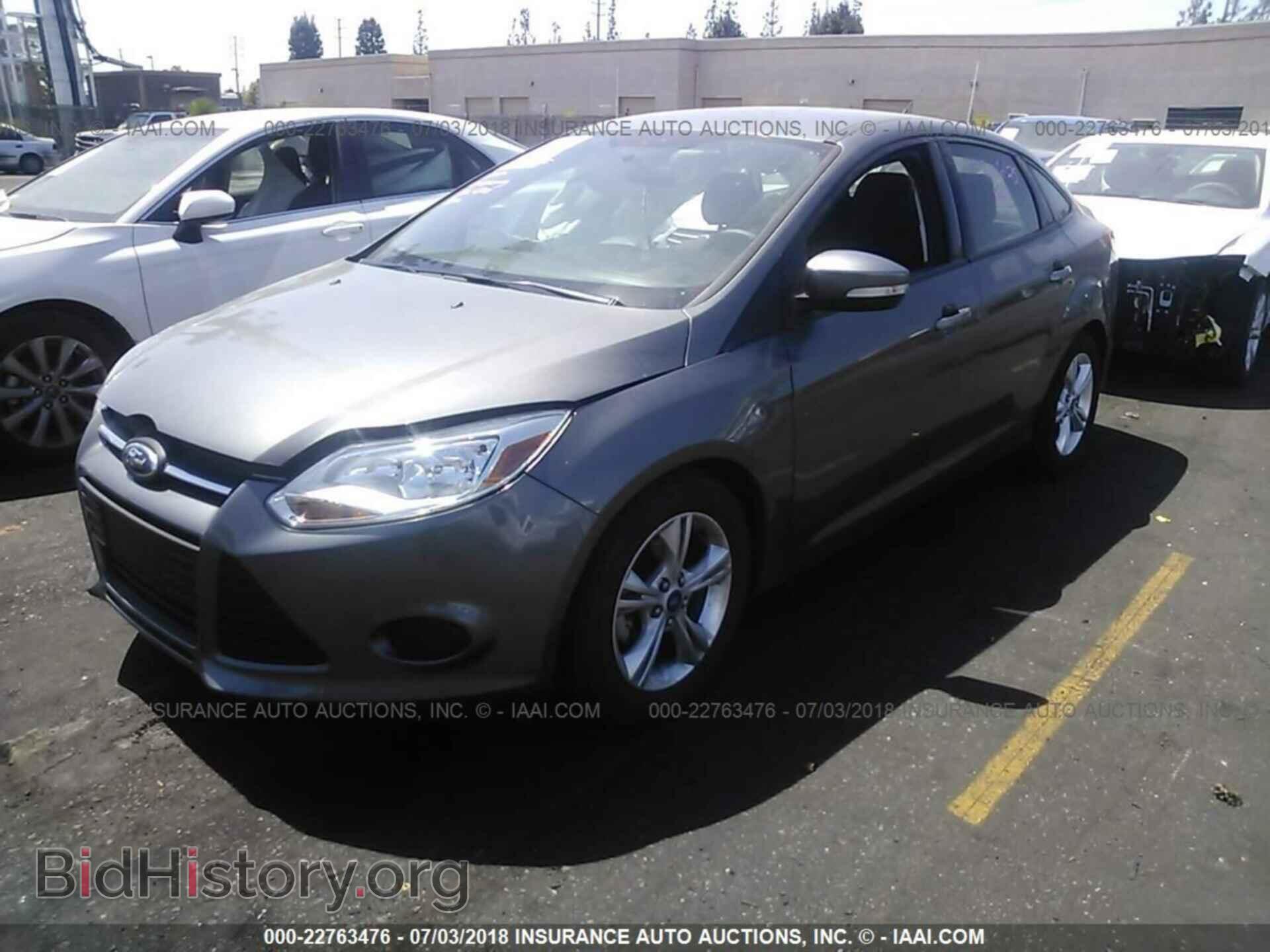 2014 Ford Focus - VIN: 1FADP3F25EL224562 - Фото 2