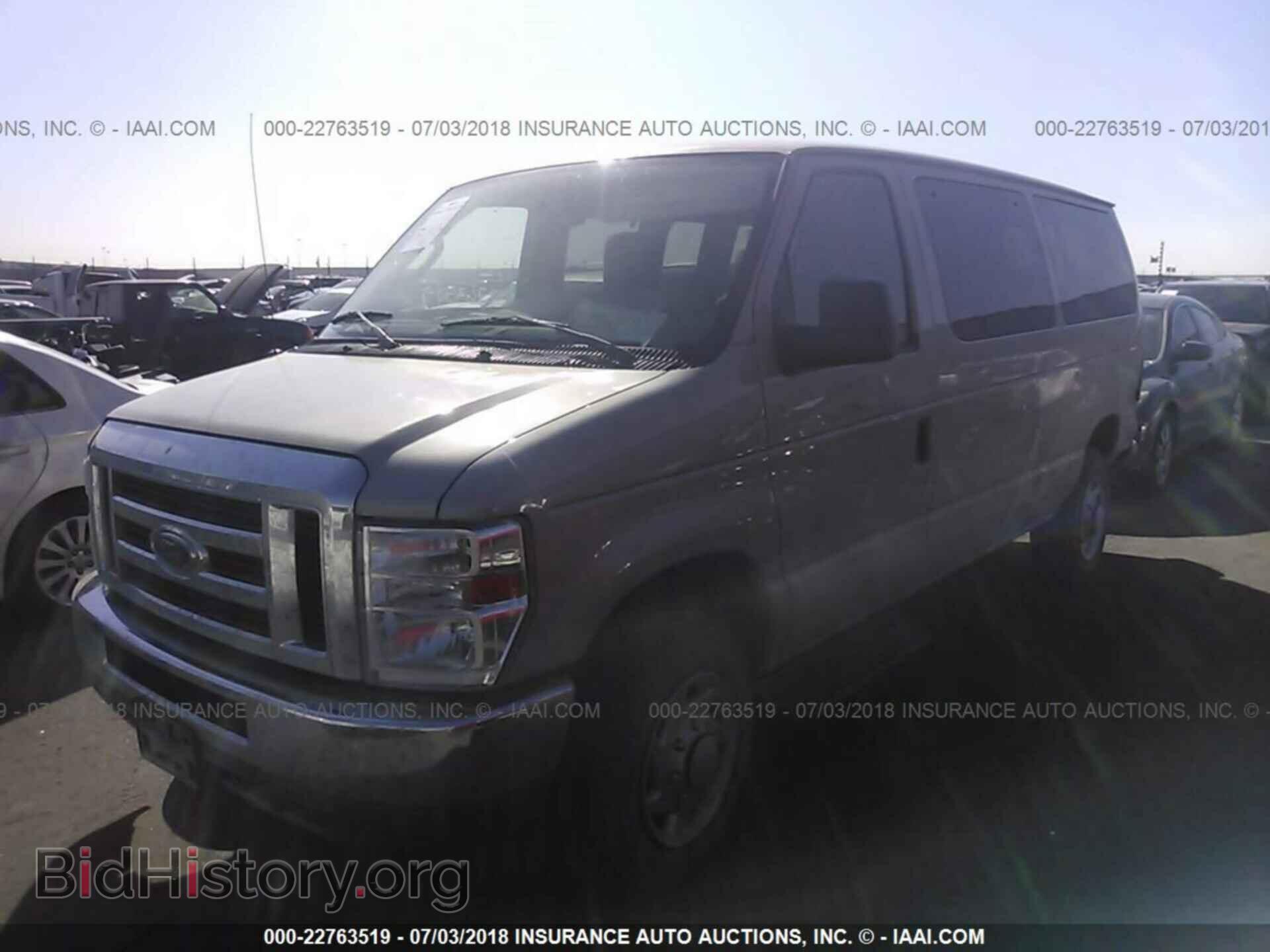 2012 Ford Econoline - VIN: 1FBNE3BL5CDA89808 - Фото 2