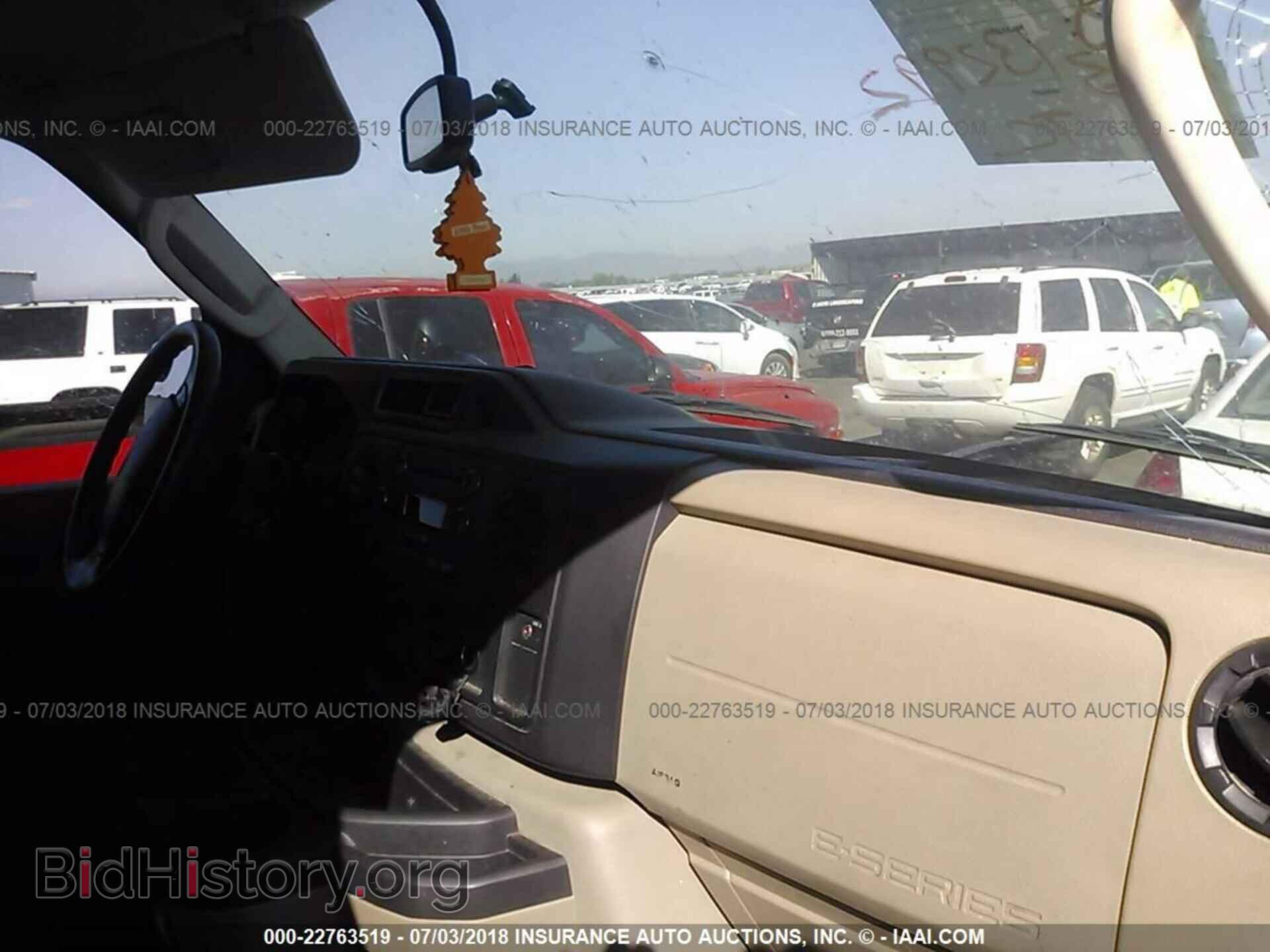 2012 Ford Econoline - VIN: 1FBNE3BL5CDA89808 - Фото 5
