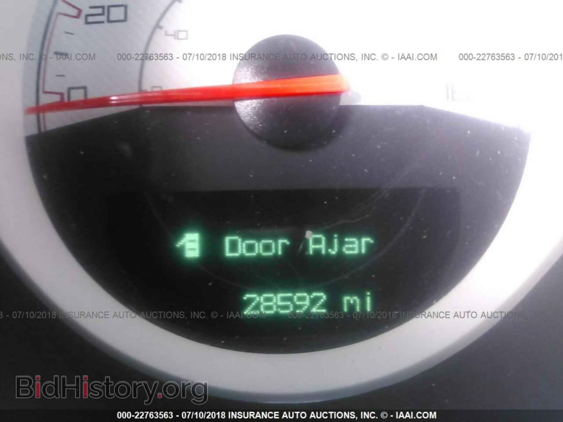 2014 Dodge Challenger - VIN: 2C3CDYBT6EH241978 - Photo 7