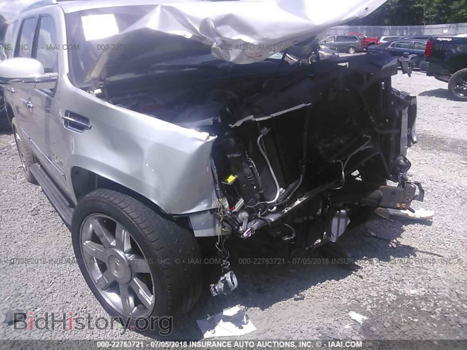 2011 CADILLAC ESCALADE - VIN: 1GYS4BEF1BR166302 - Фото 6
