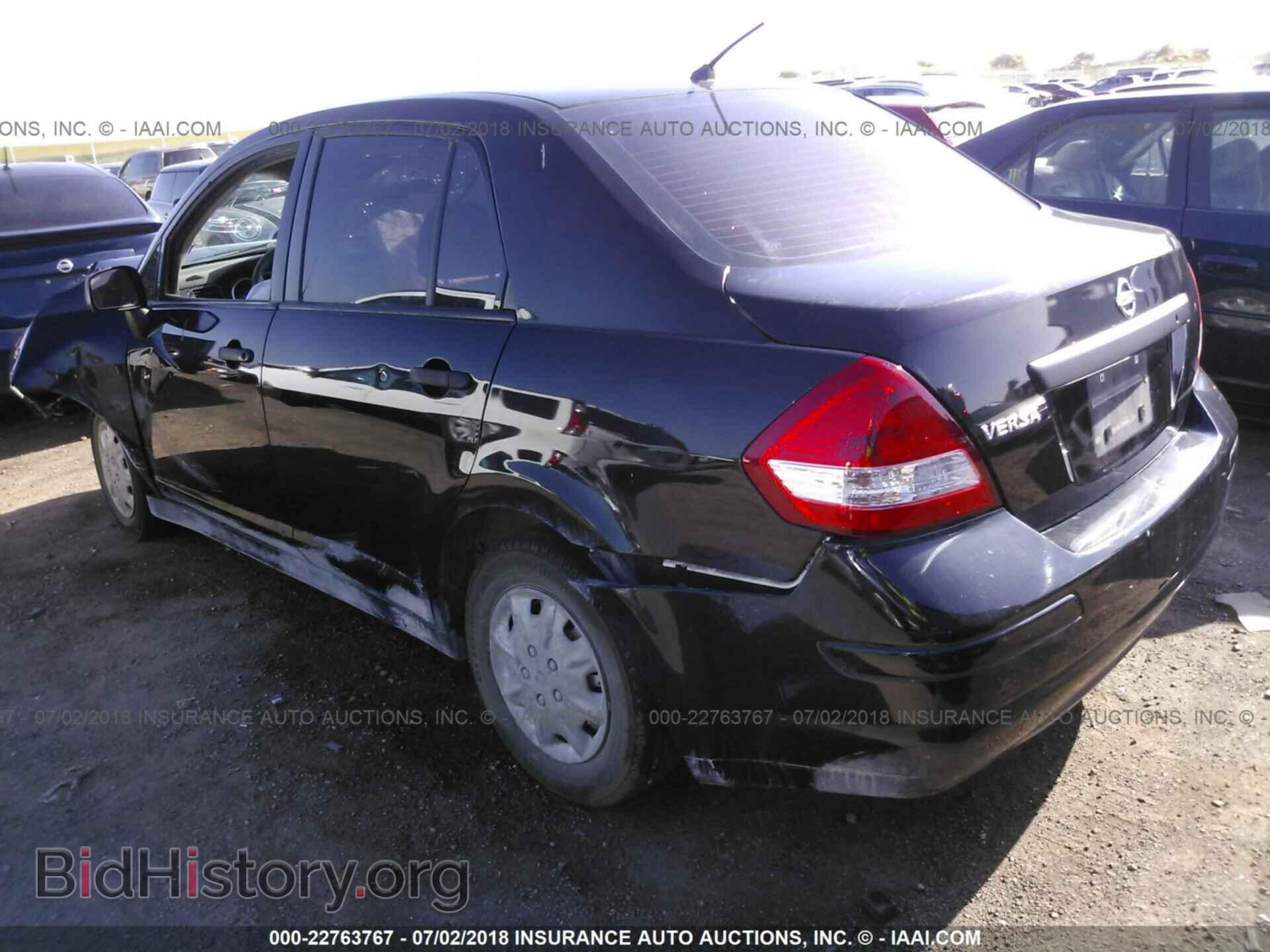 2011 Nissan Versa - VIN: 3N1CC1AP5BL377342 - Фото 3